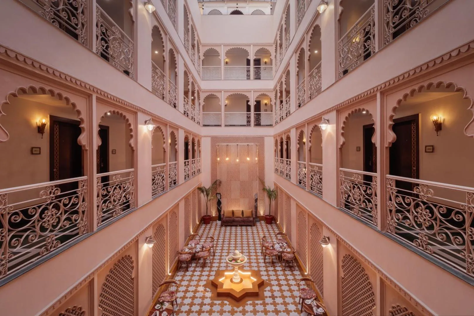 Lounge or bar in juSTa Ssatva Resort, Udaipur