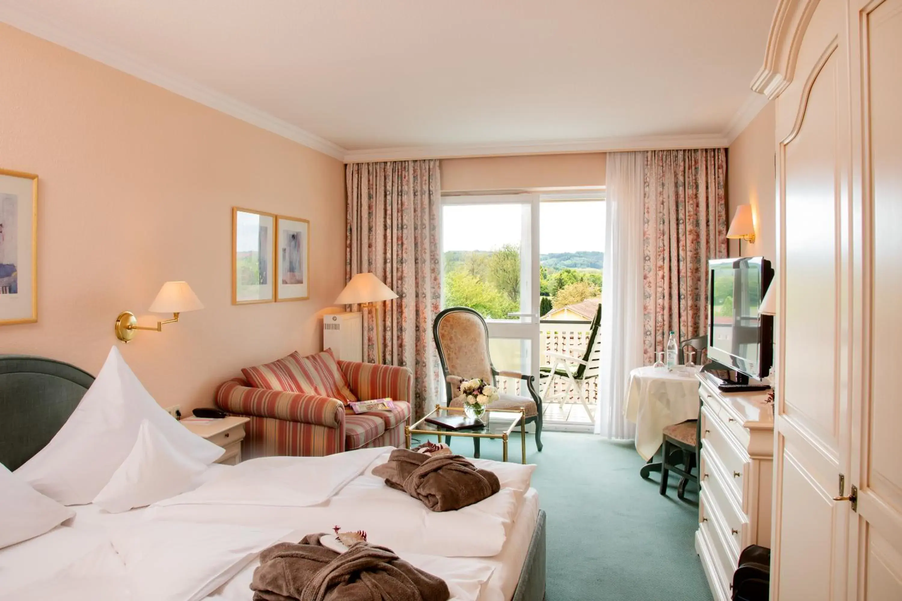 Apartment with Balcony - single occupancy in Hotel Alter Weißbräu Apartment with Balcony - single occupancy in Hotel Alter Weißbräu