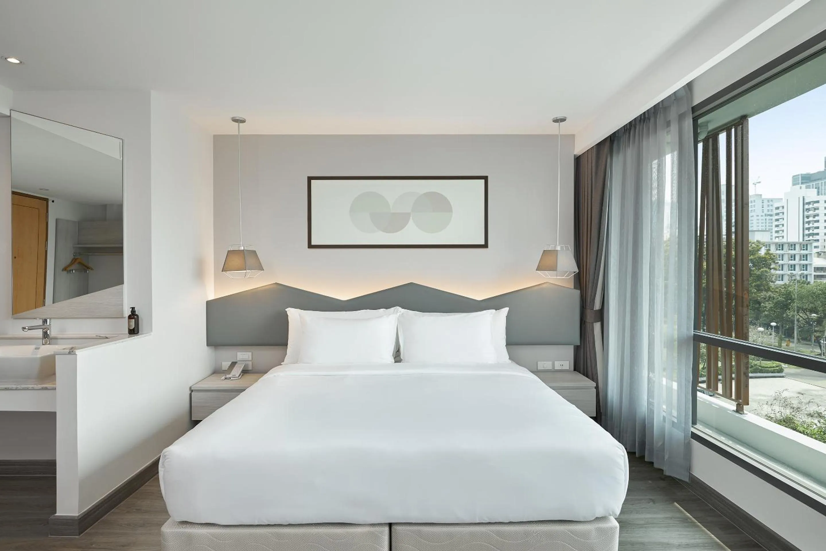 Bedroom, Bed in Livable Hotel Bangkok