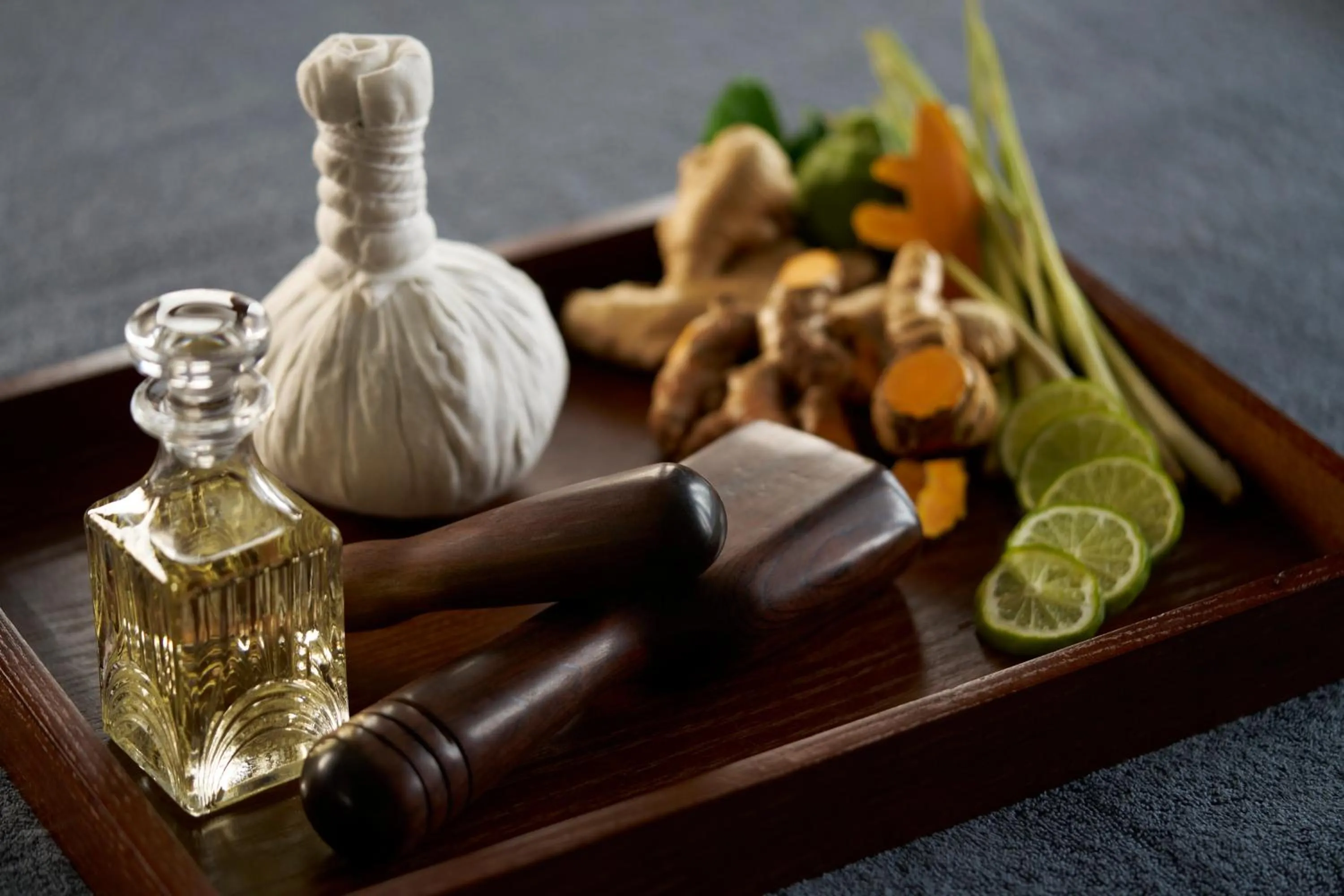 Massage in Aleenta Retreat Chiang Mai - The Leading Hotels of the World