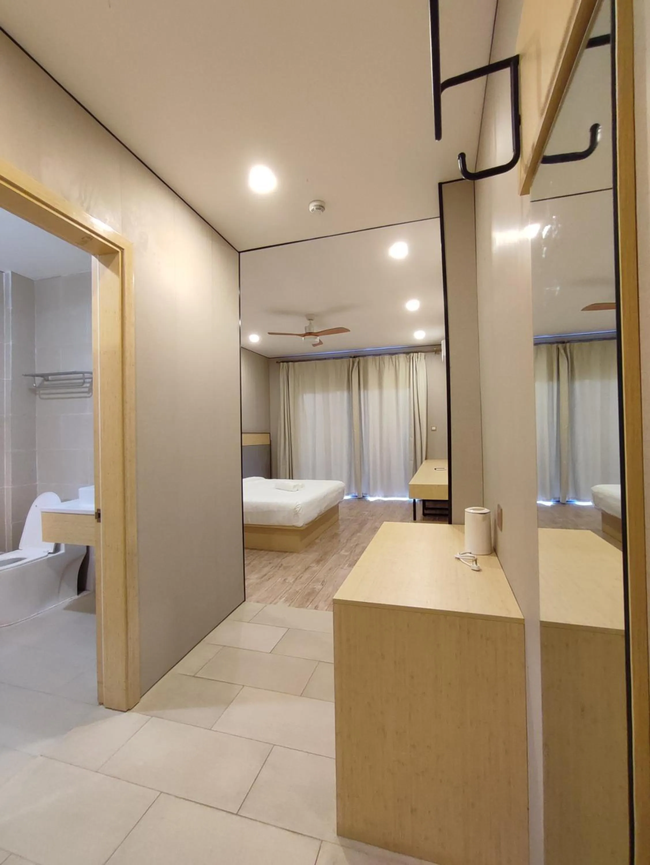 Bedroom, Bed in Abraham Bohol