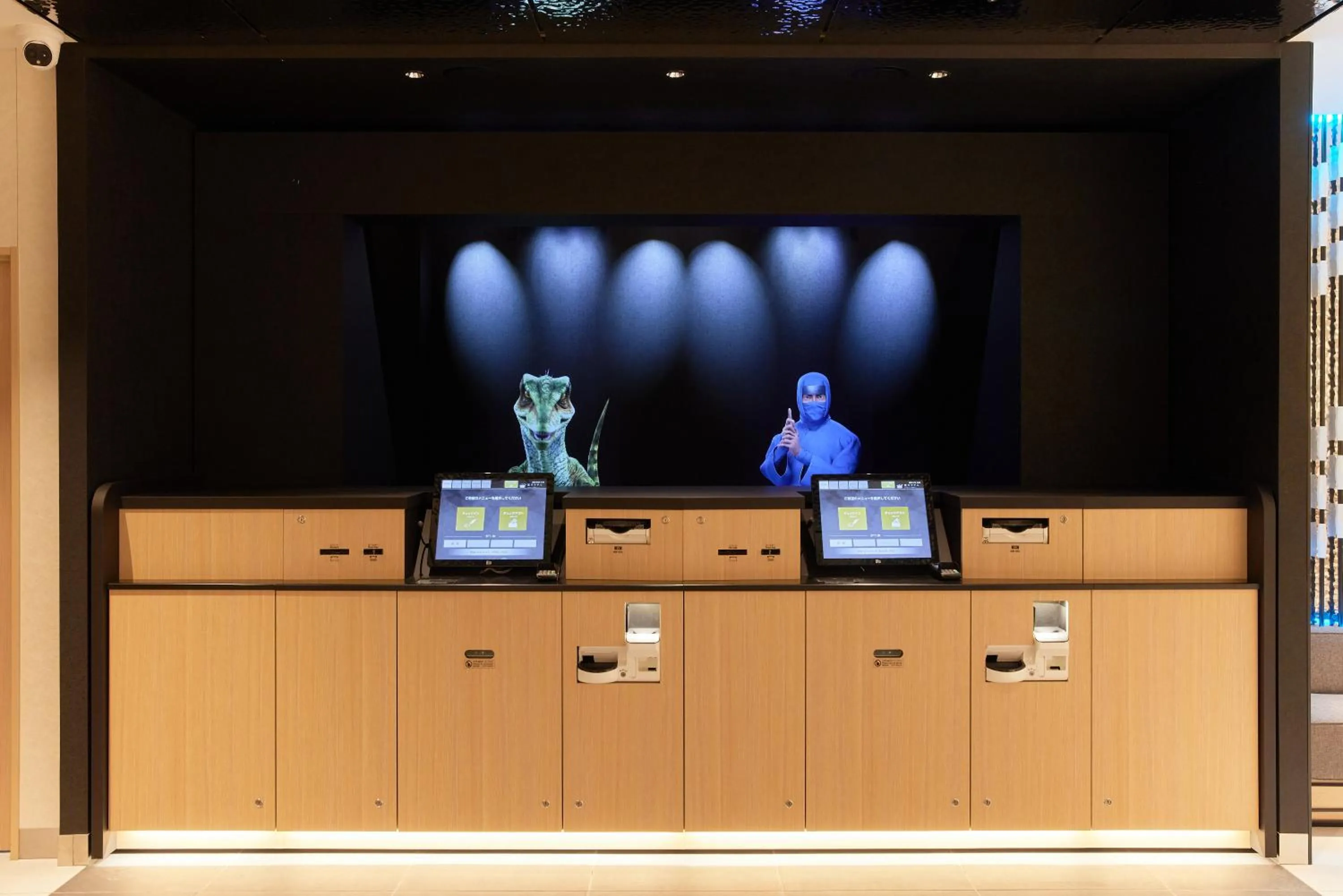 Lobby or reception in Henn na Hotel Premier Kagoshima Tenmonkan