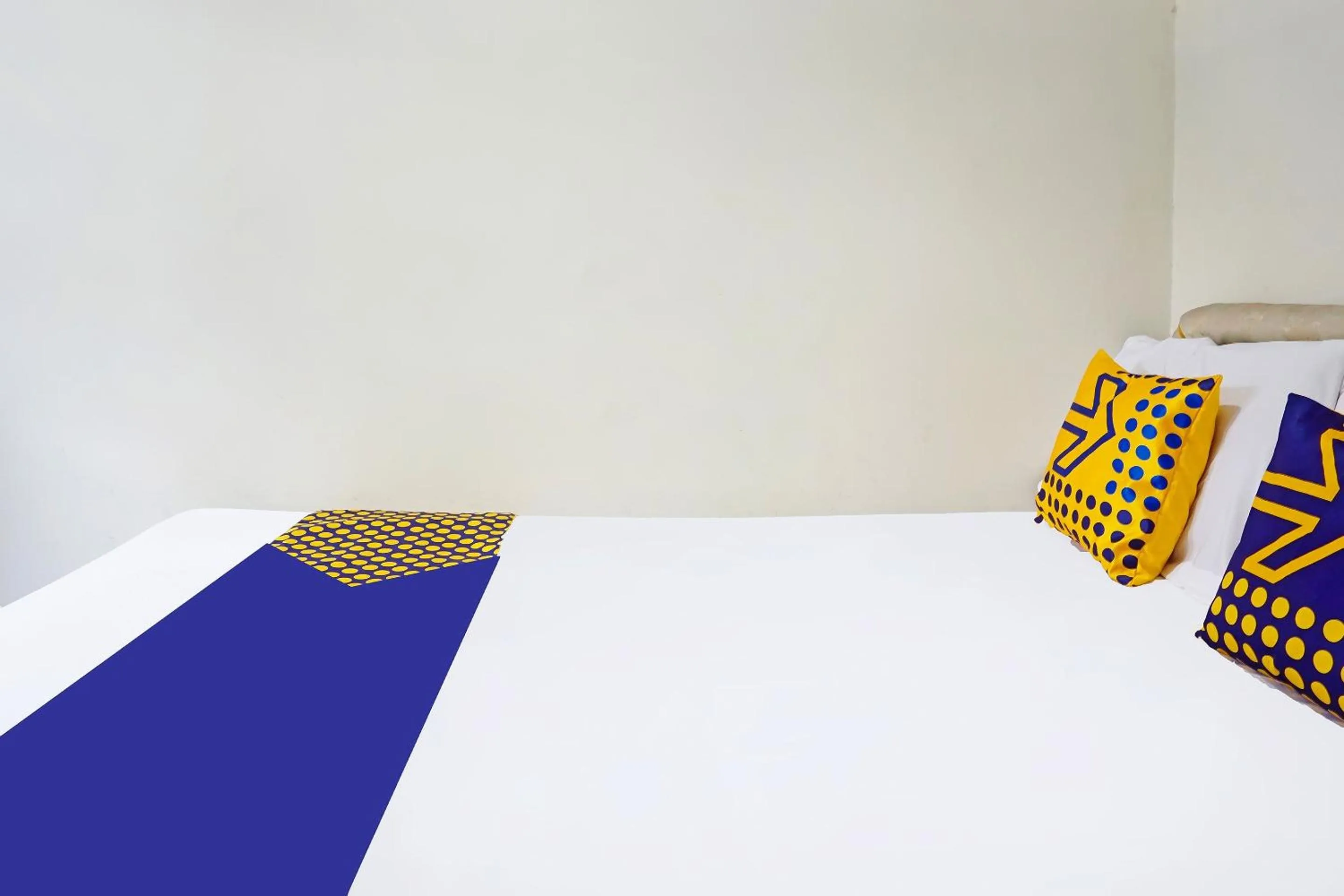 Bedroom, Bed in OYO LIFE 91551 Gwen Syariah Homestay