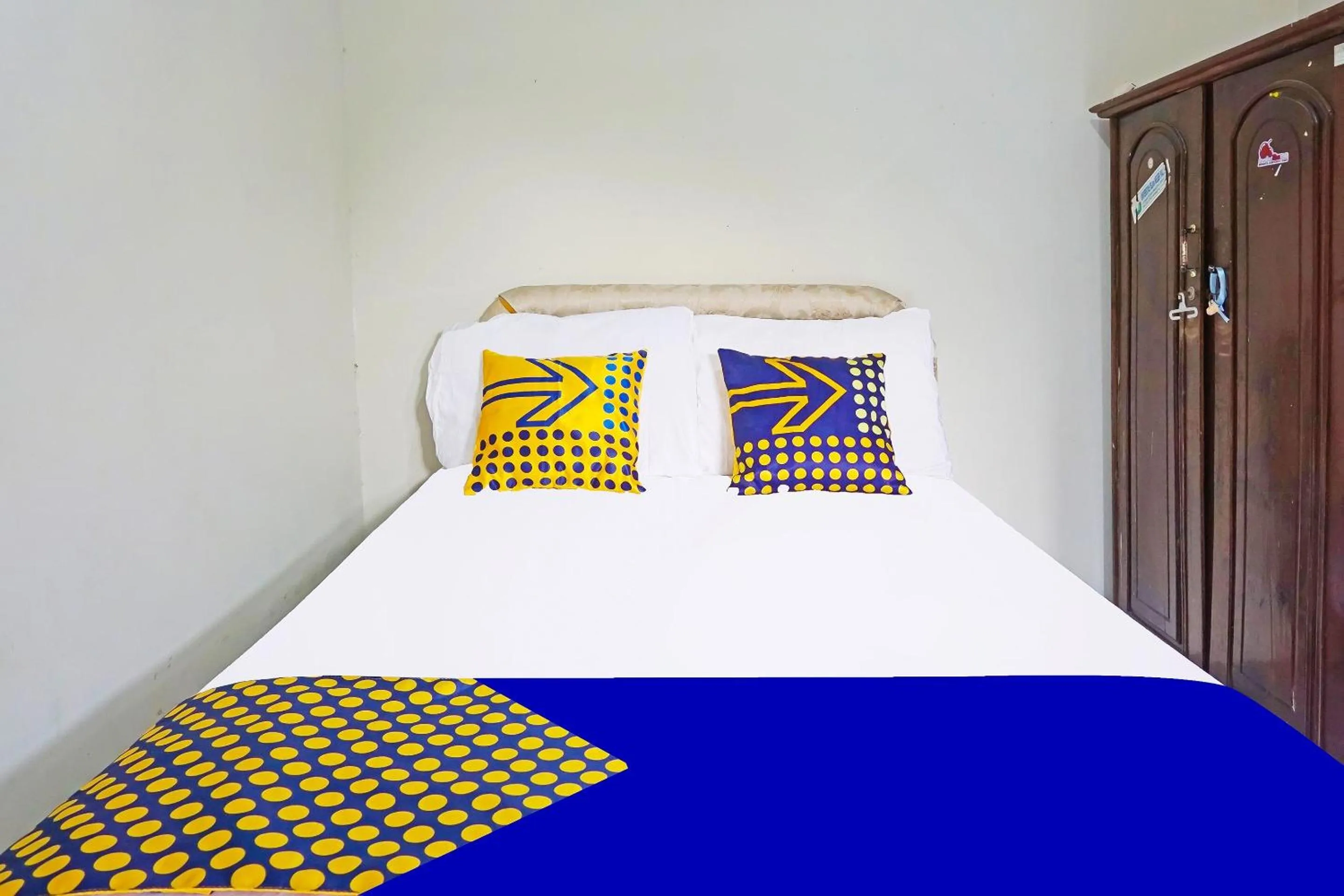 Bedroom, Bed in OYO LIFE 91551 Gwen Syariah Homestay