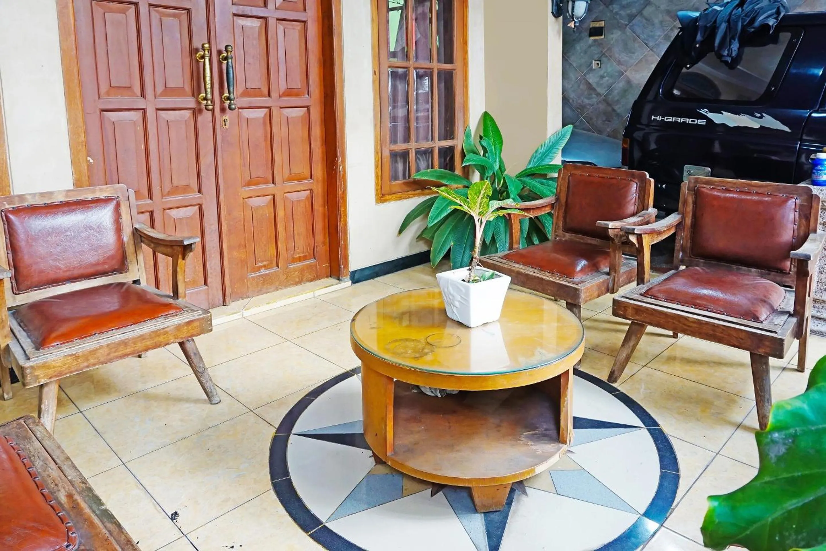 Lobby or reception in OYO LIFE 91551 Gwen Syariah Homestay
