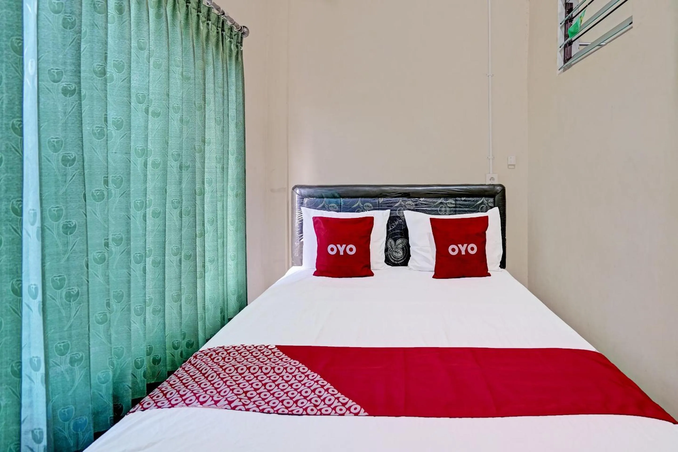 Bedroom in Hotel O Kost Esklusif Barokah