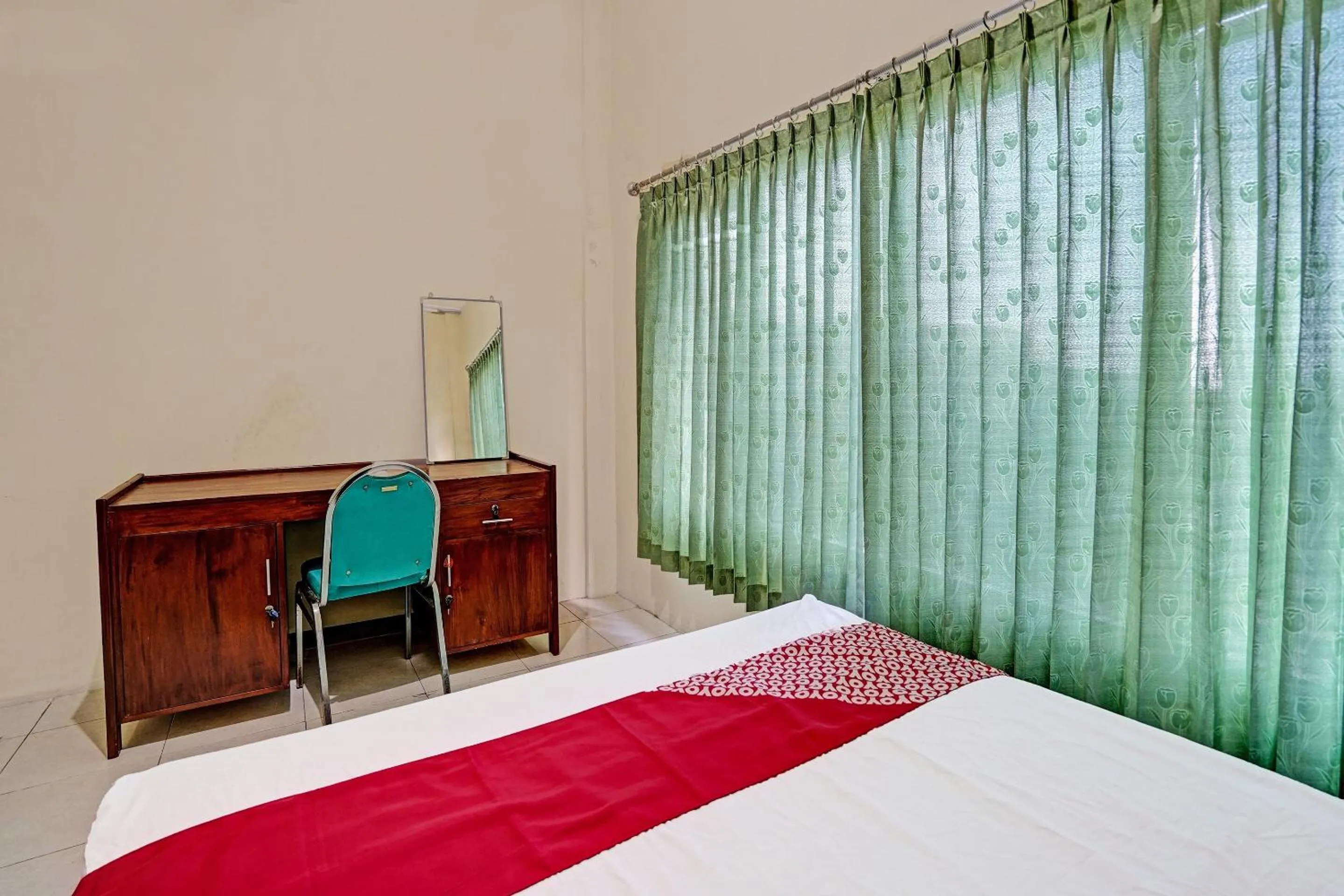 Bedroom in Hotel O Kost Esklusif Barokah