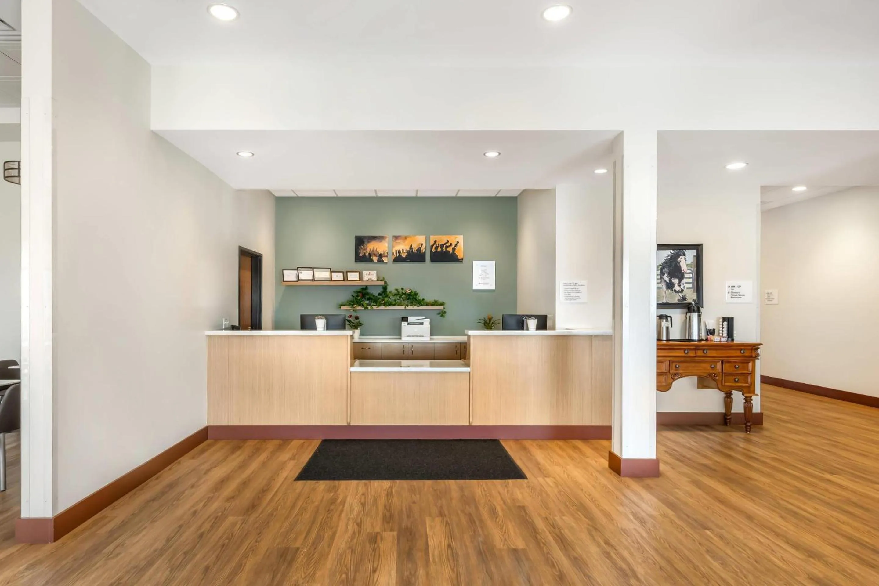 Lobby or reception in Radisson Hotel Pendleton Airport