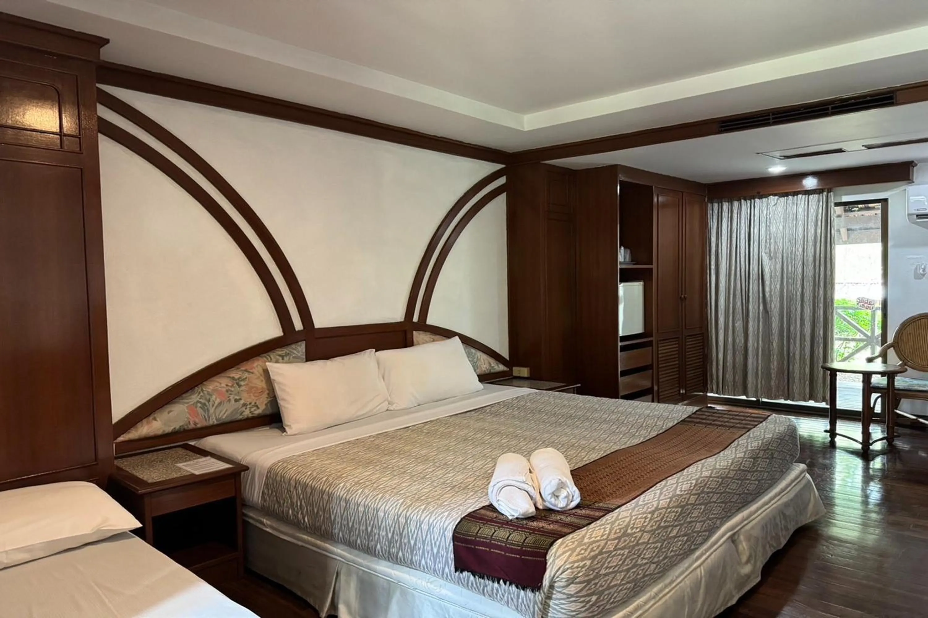 Photo of the whole room, Bed in Royal Ping Garden and Resort