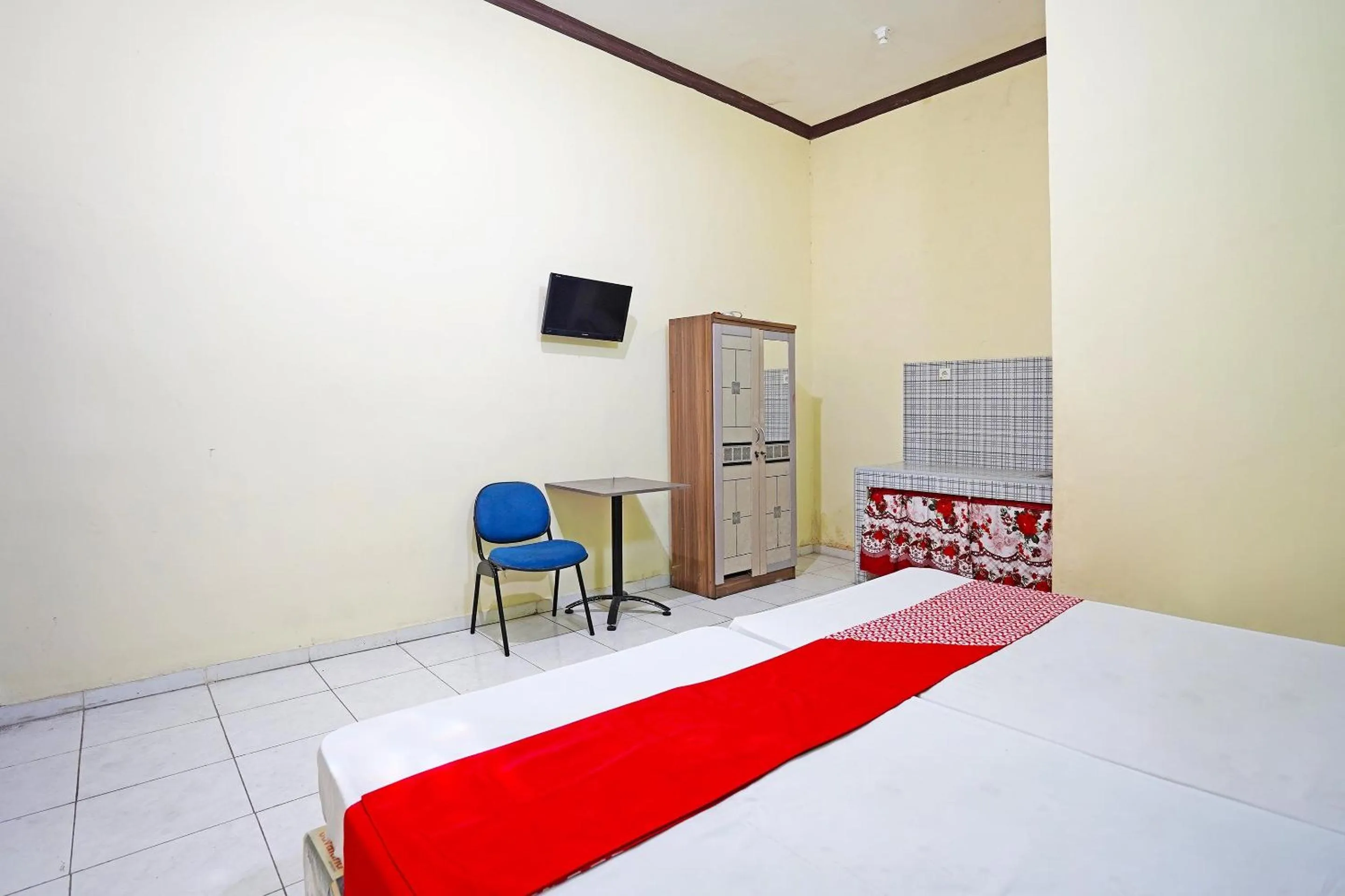 Bedroom in OYO 91583 D’cost Green Syariah