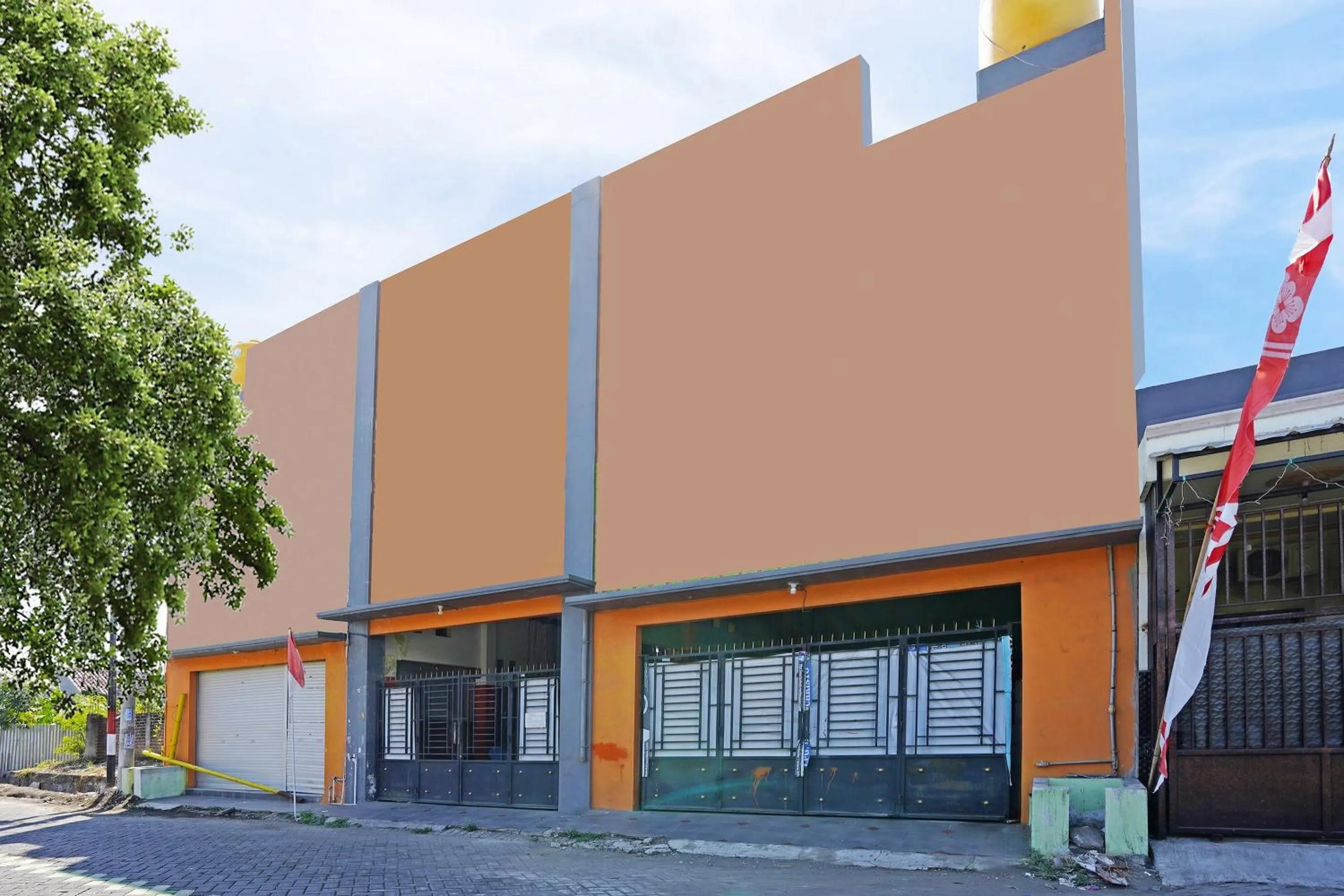 Facade/entrance in OYO 91583 D’cost Green Syariah