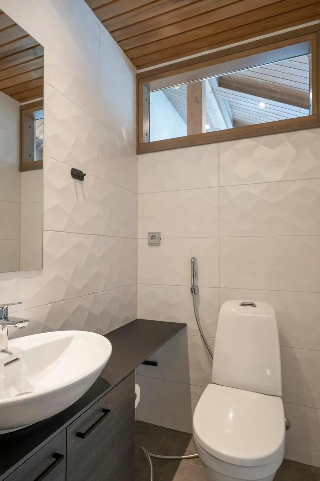 Toilet in Ski-Inn Kultakero