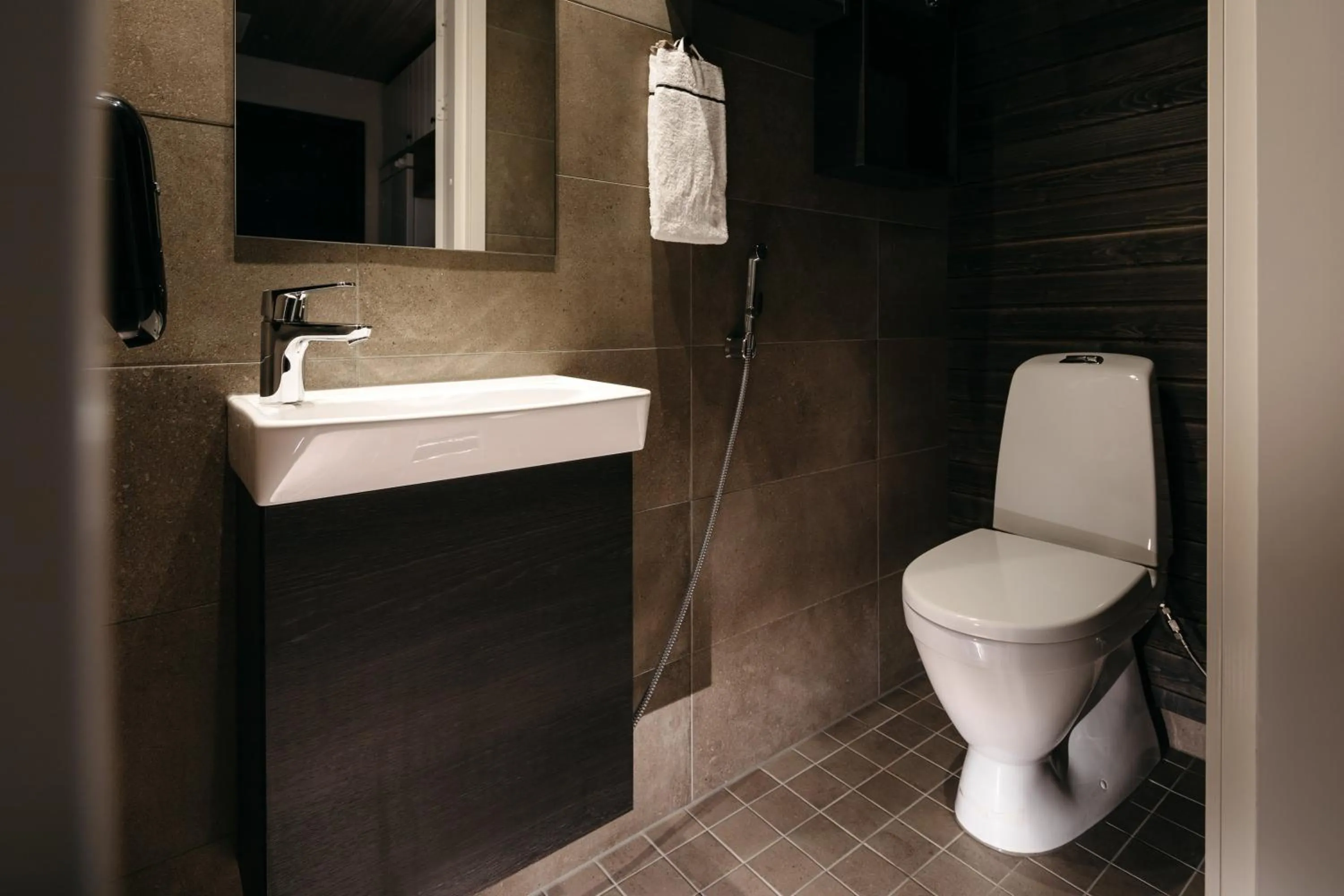 Toilet in Ski-Inn Kultakero