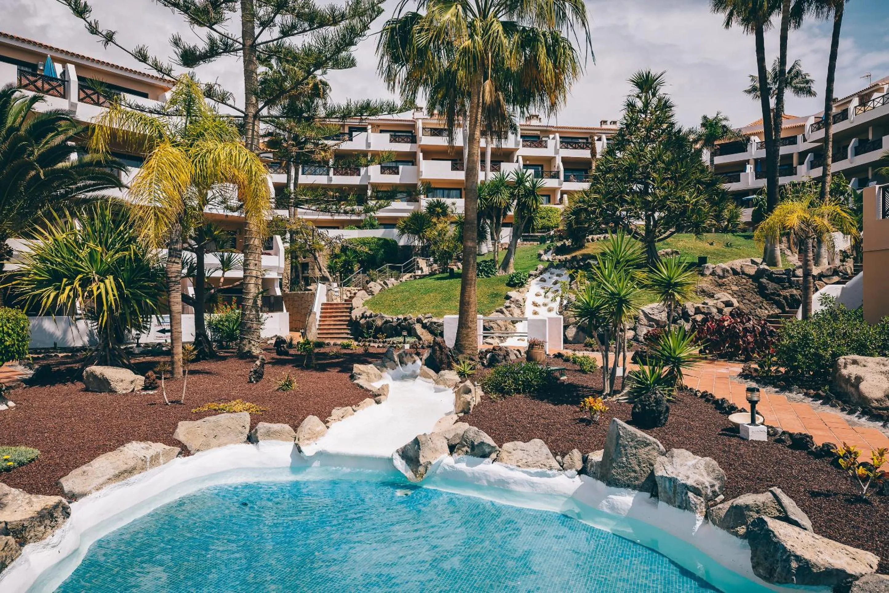 Property building in Apartamento Royal Park Albatros