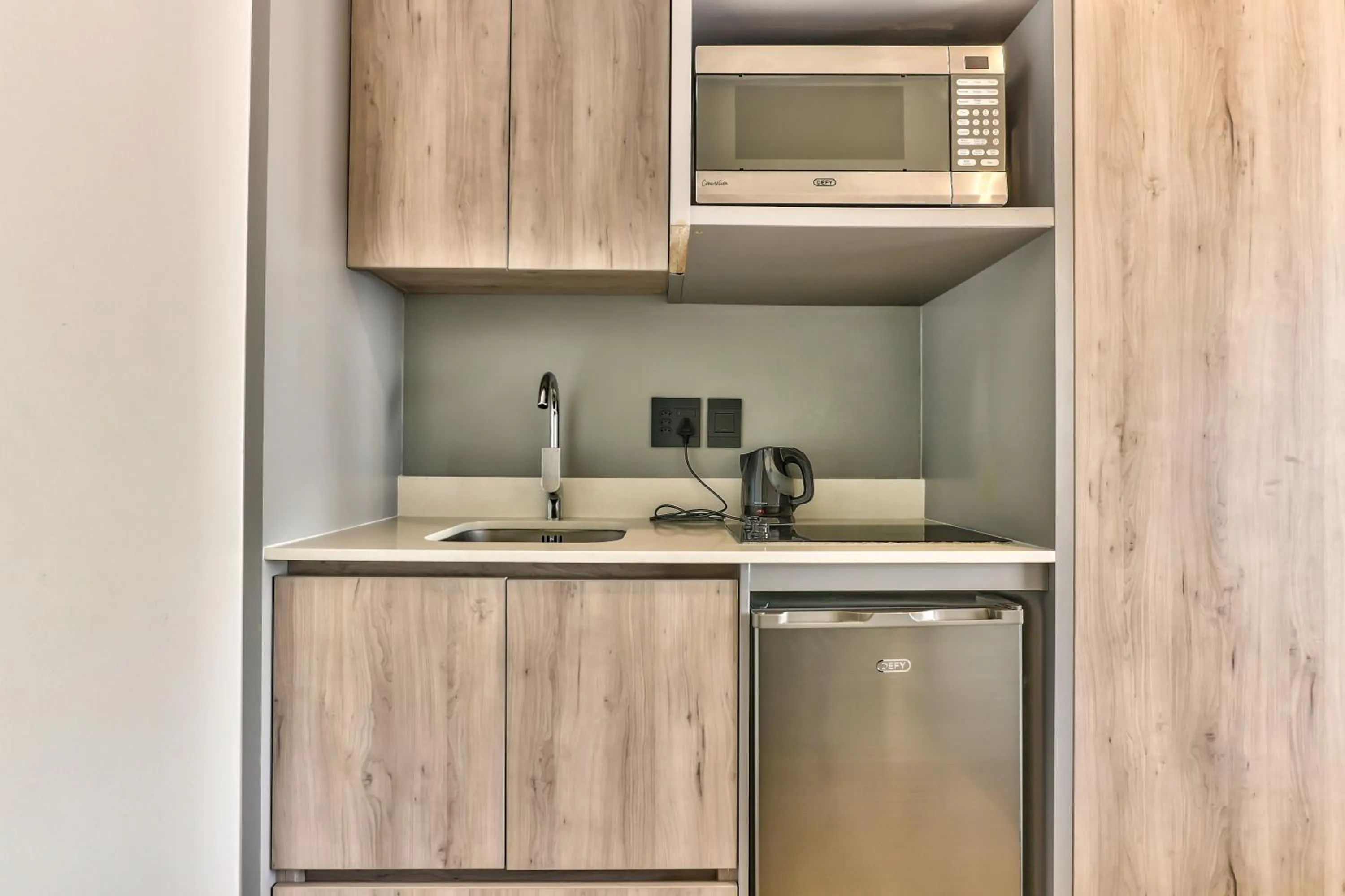 Coffee/tea facilities in WINK Aparthotel One Thibault