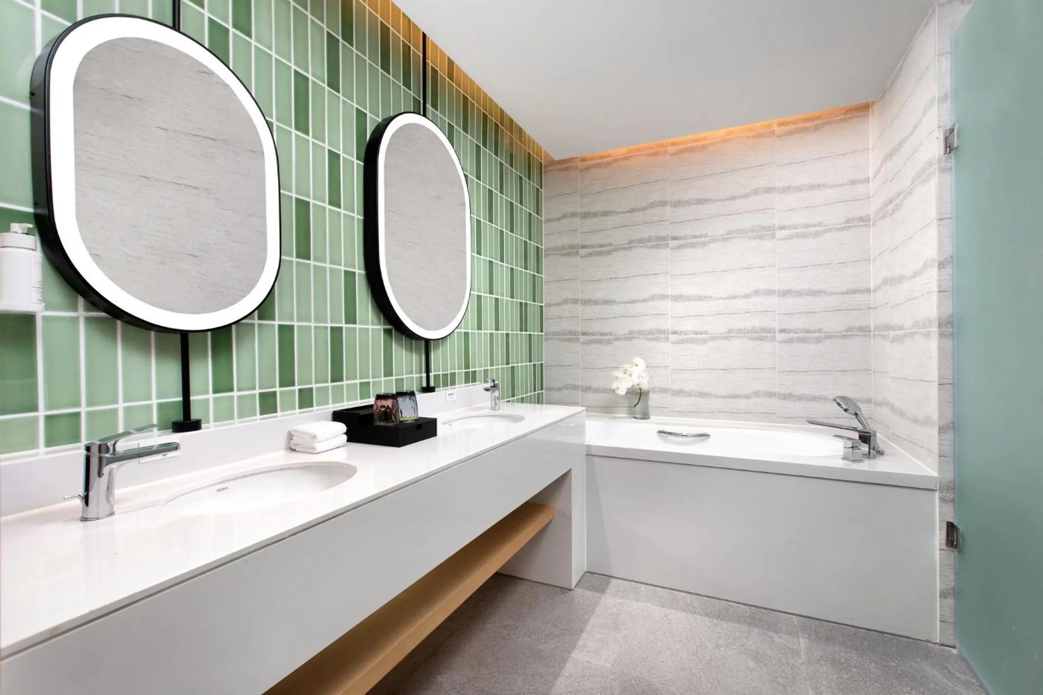 Bathroom in Holiday Inn Resort Guiyang Qingyan by IHG