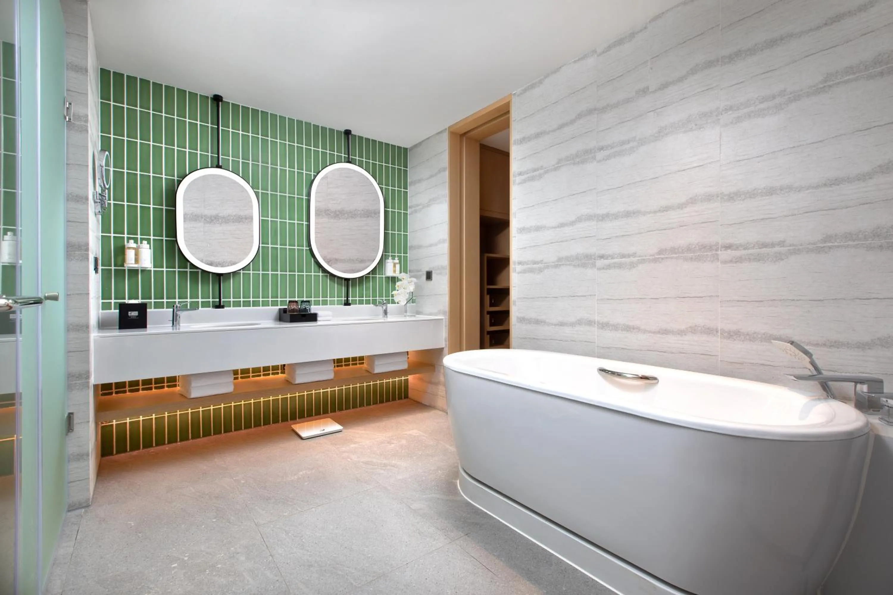 Bathroom in Holiday Inn Resort Guiyang Qingyan by IHG