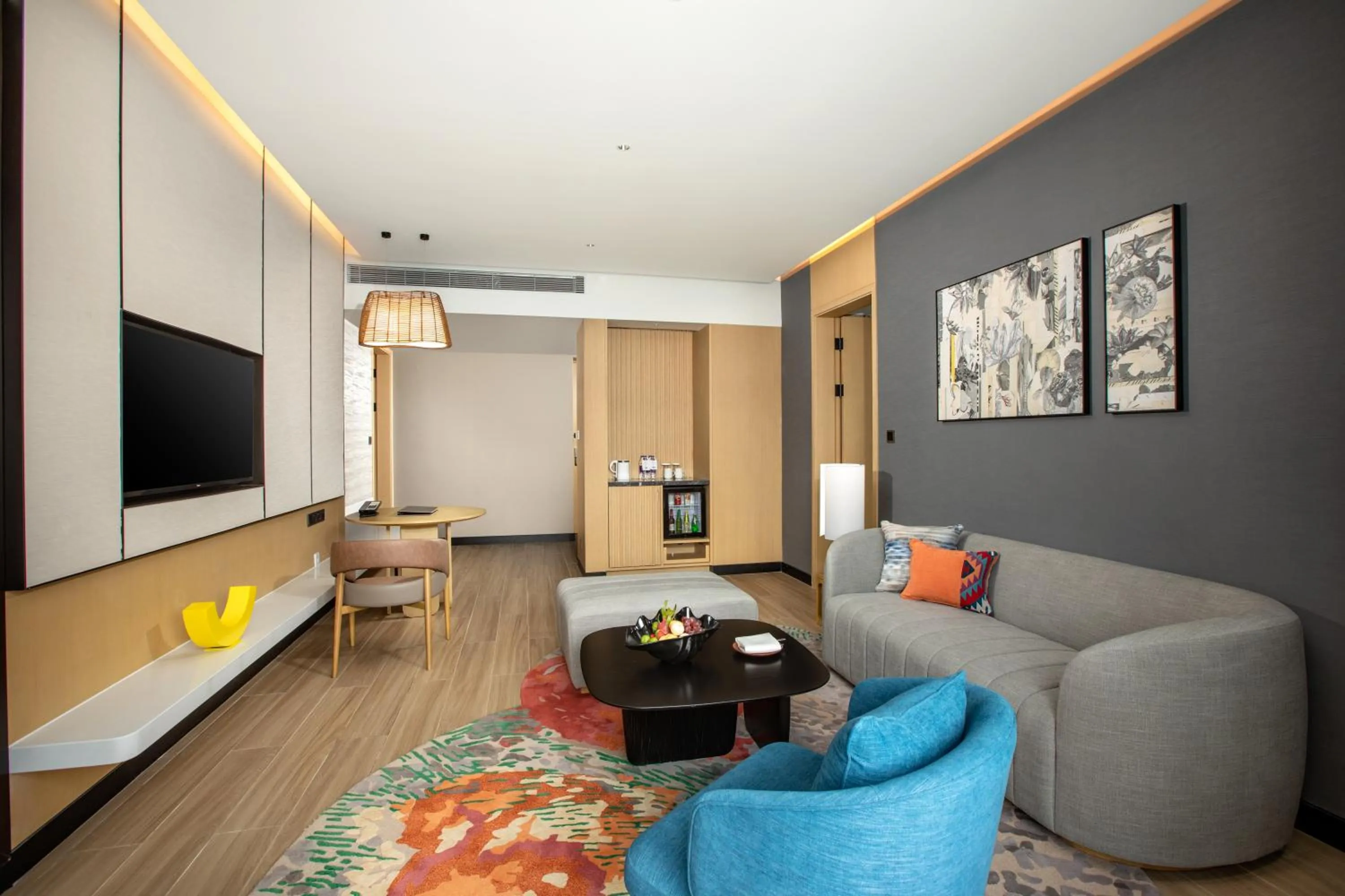 Living room in Holiday Inn Resort Guiyang Qingyan by IHG