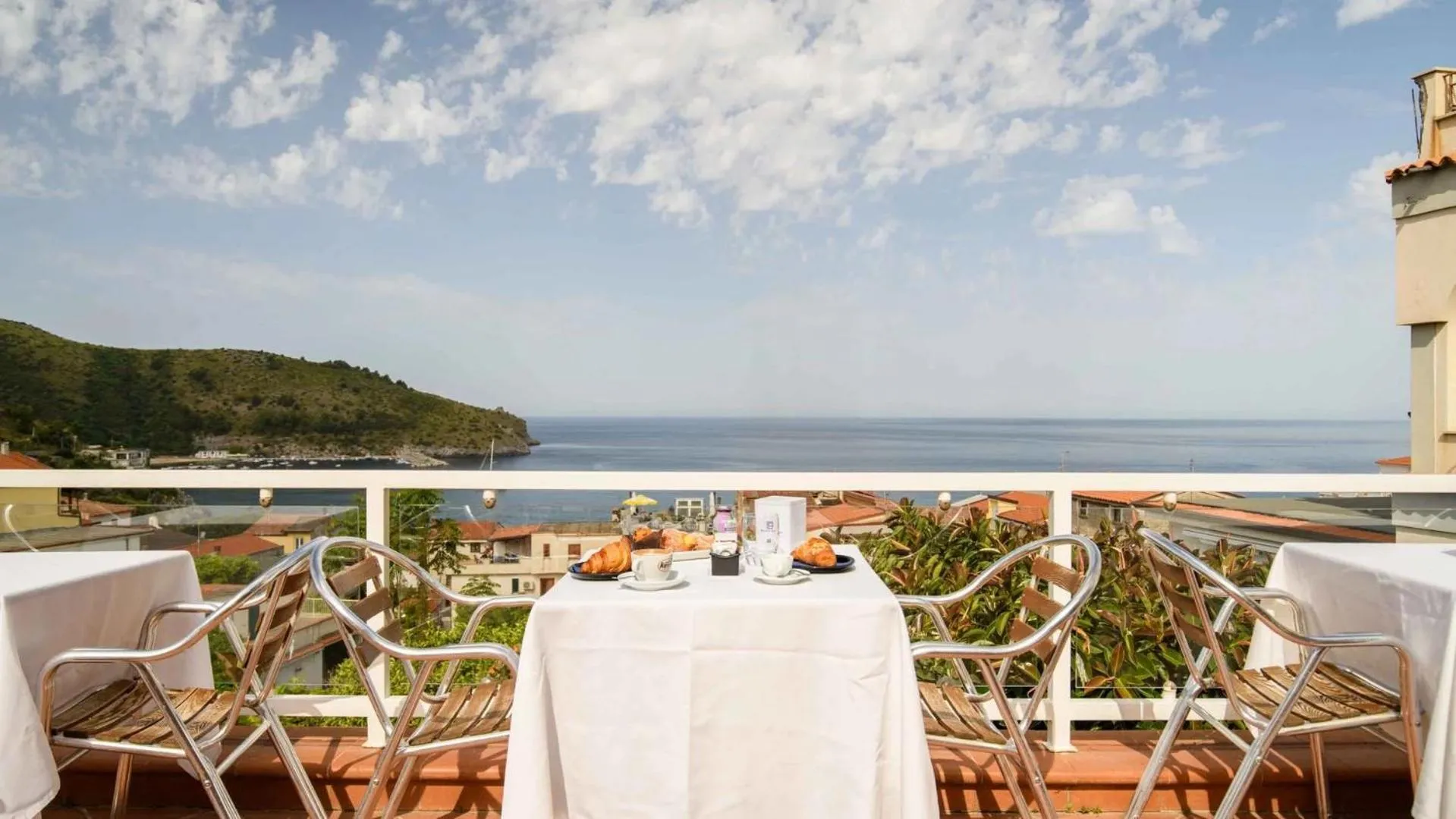 Patio in Hotel Santa Caterina