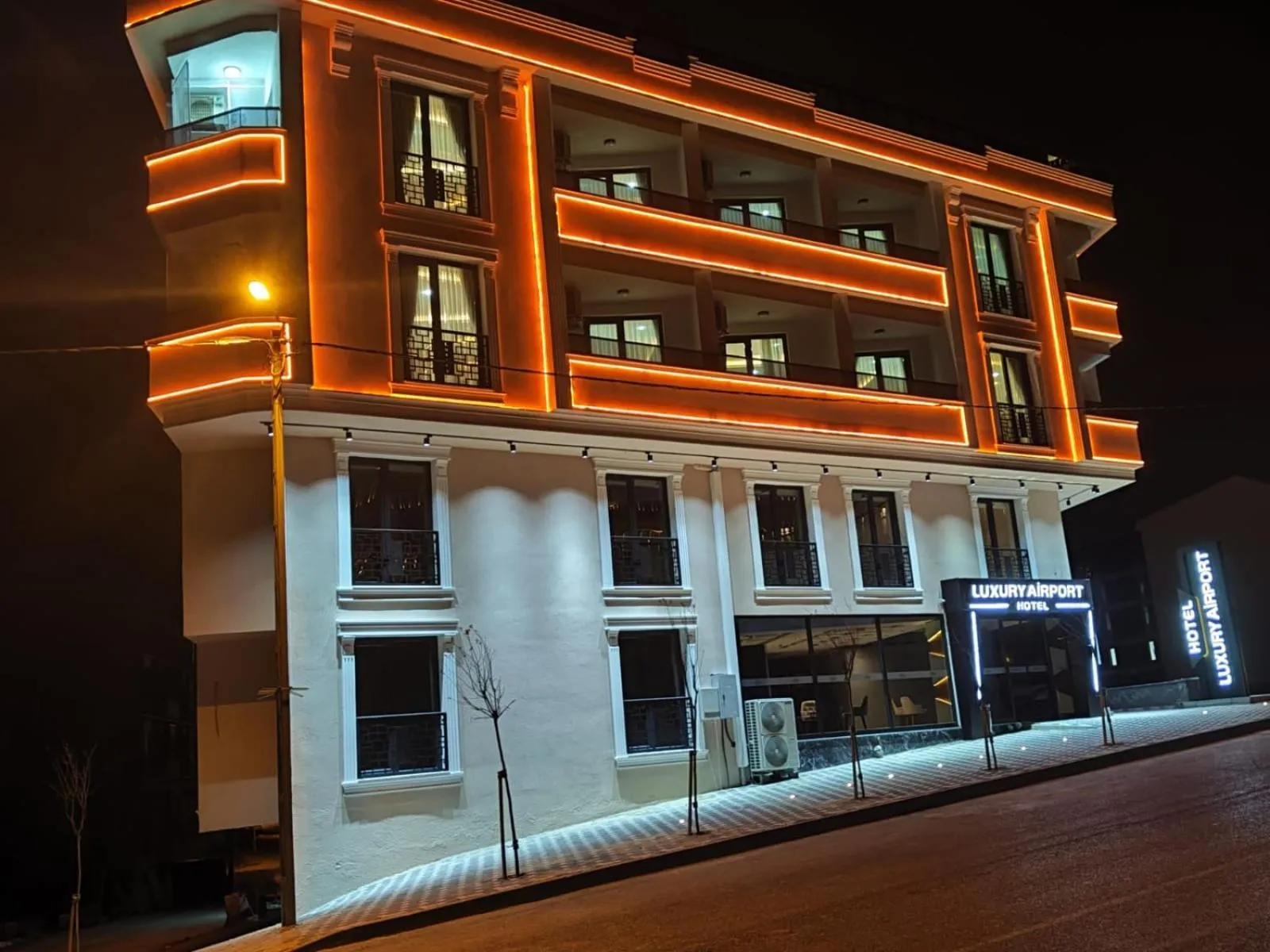 Property building in Luxury Airport Hotel By Zazzoni-İstanbul Airport