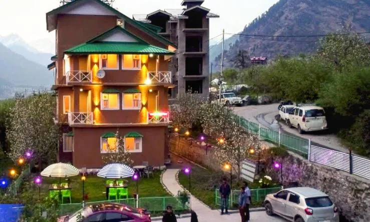 Property building in Luxury Planet Resort Manali
