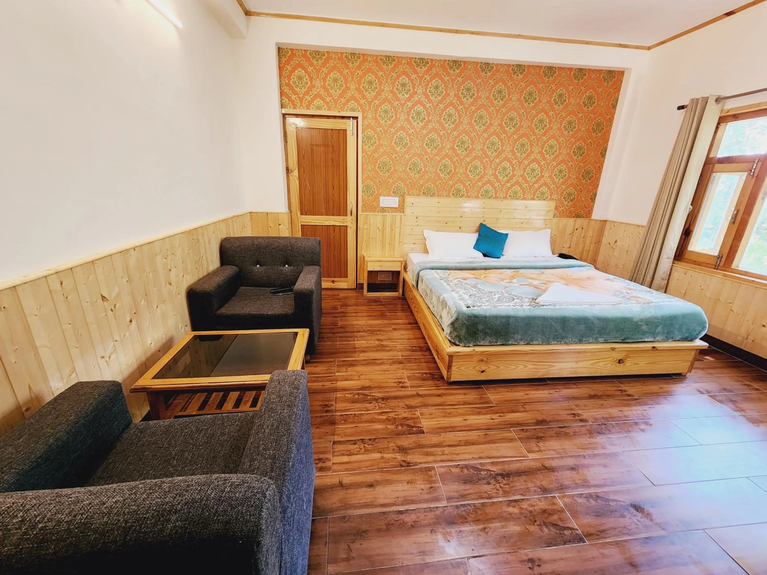 Bed in Luxury Planet Resort Manali