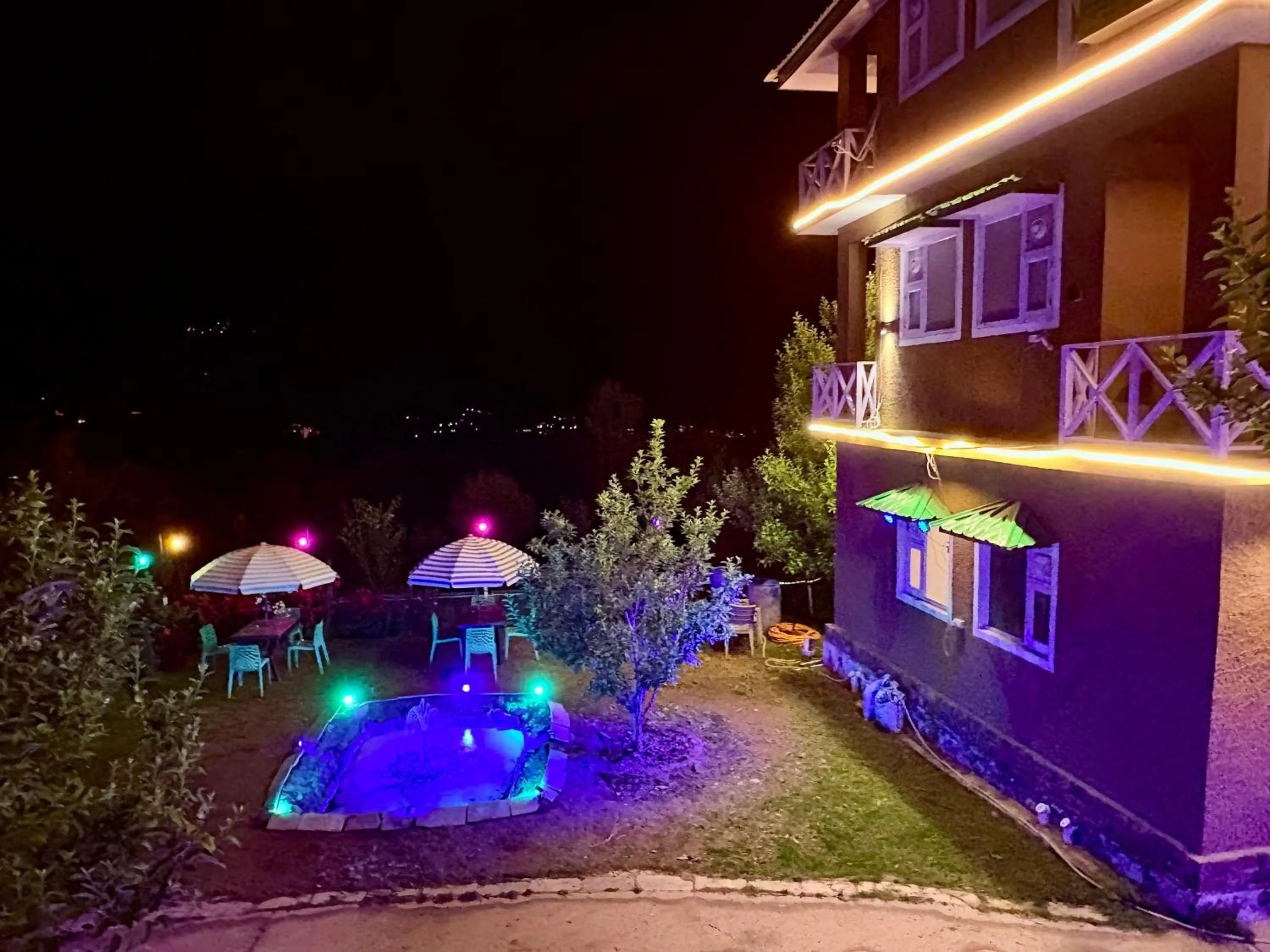 Property building in Luxury Planet Resort Manali