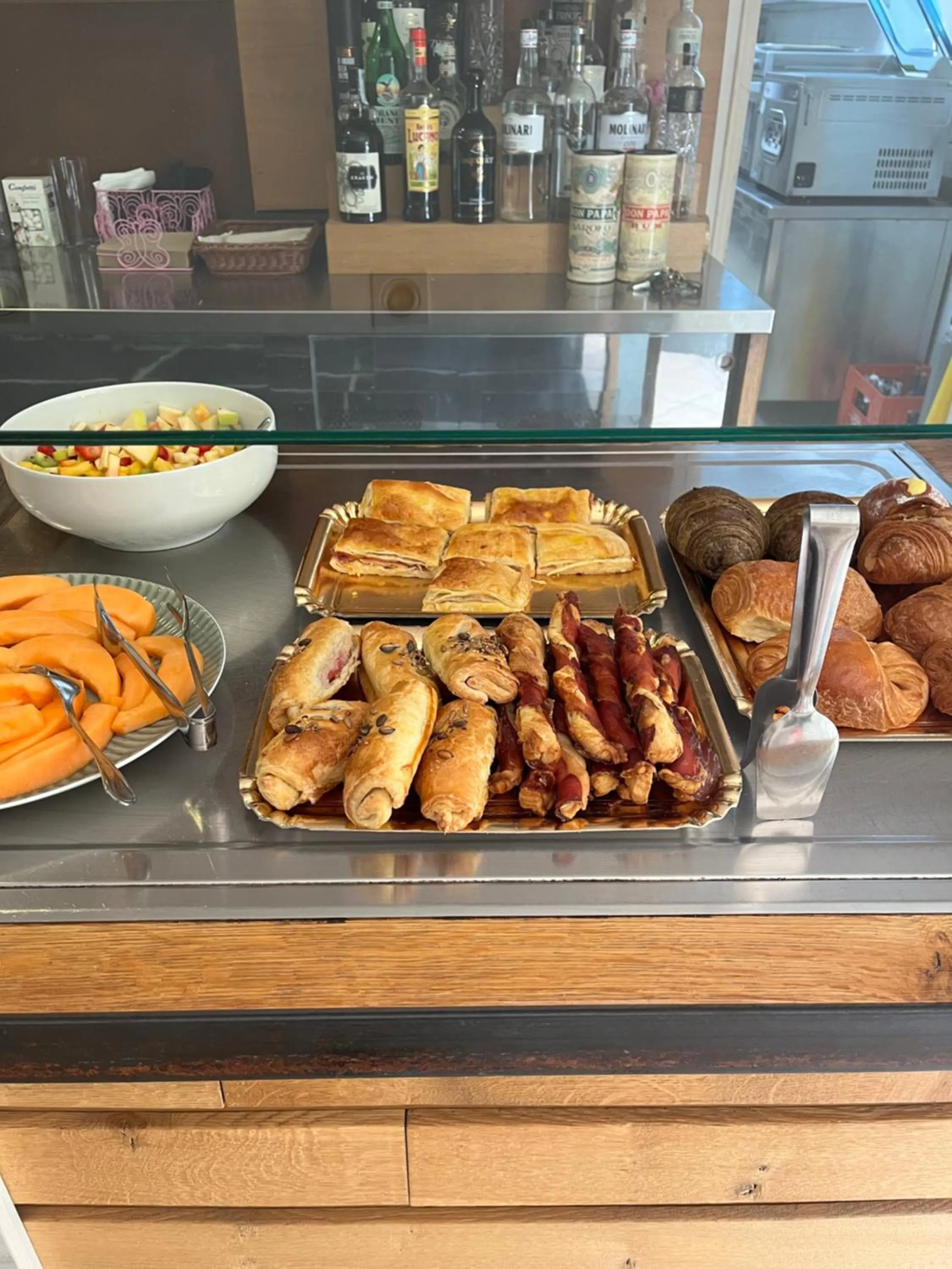 Breakfast in Hotel Villa Costanza