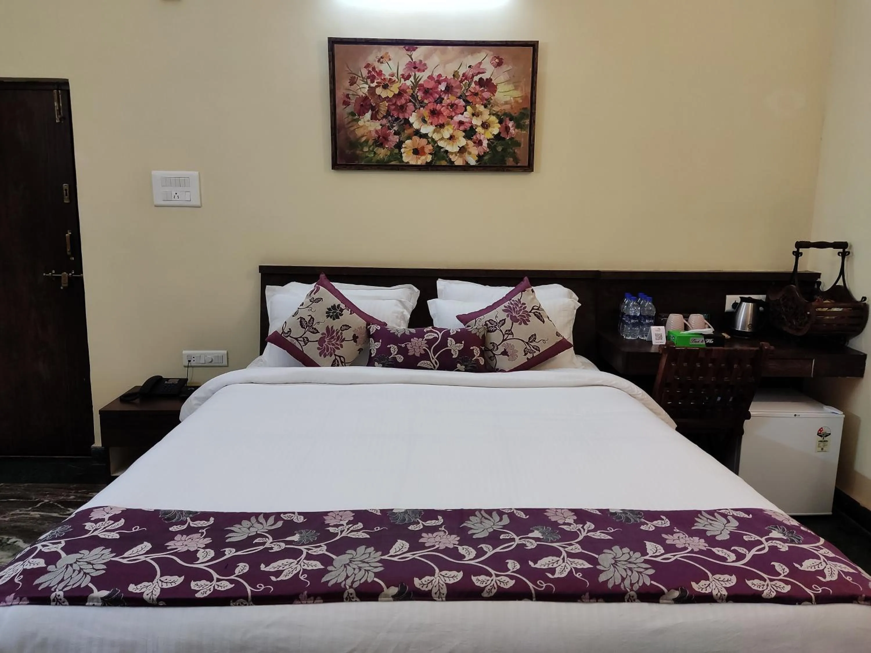 Bedroom, Bed in Chira Meadows Ecoresort, Dapoli