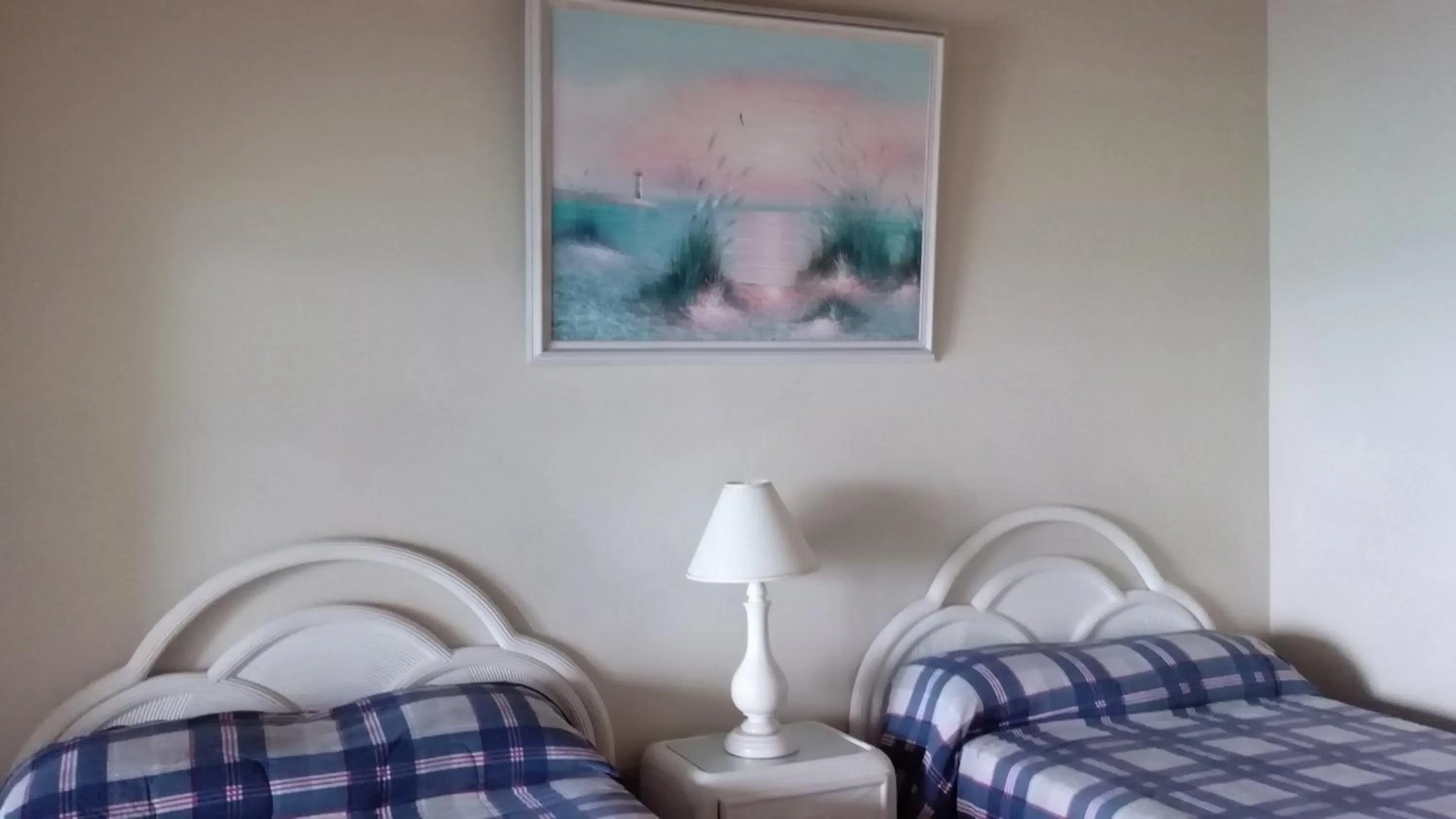 Decorative detail, Bed in Silver Seas Hotel