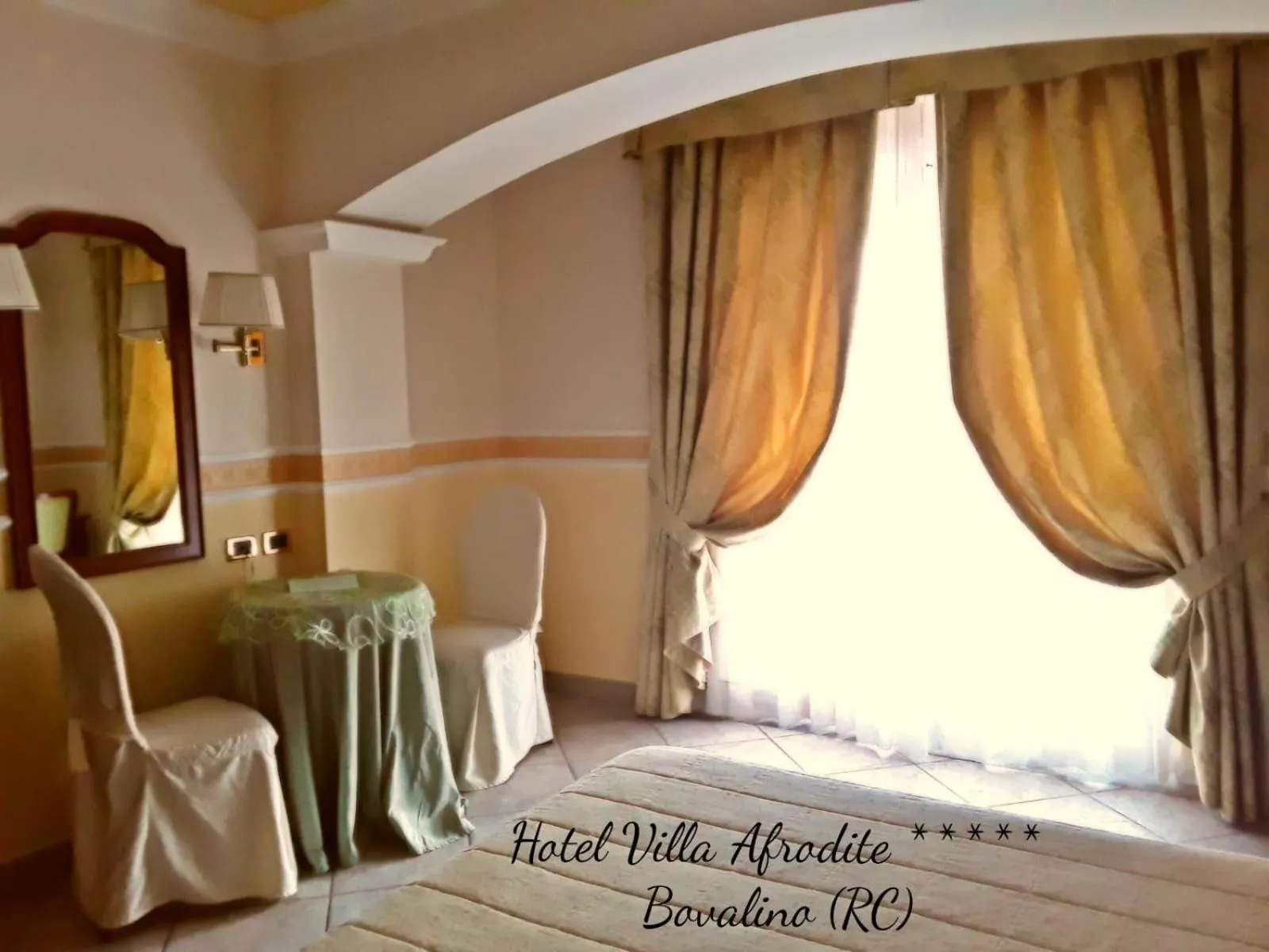 Decorative detail, Bed in Afrodite Boutique Hotel