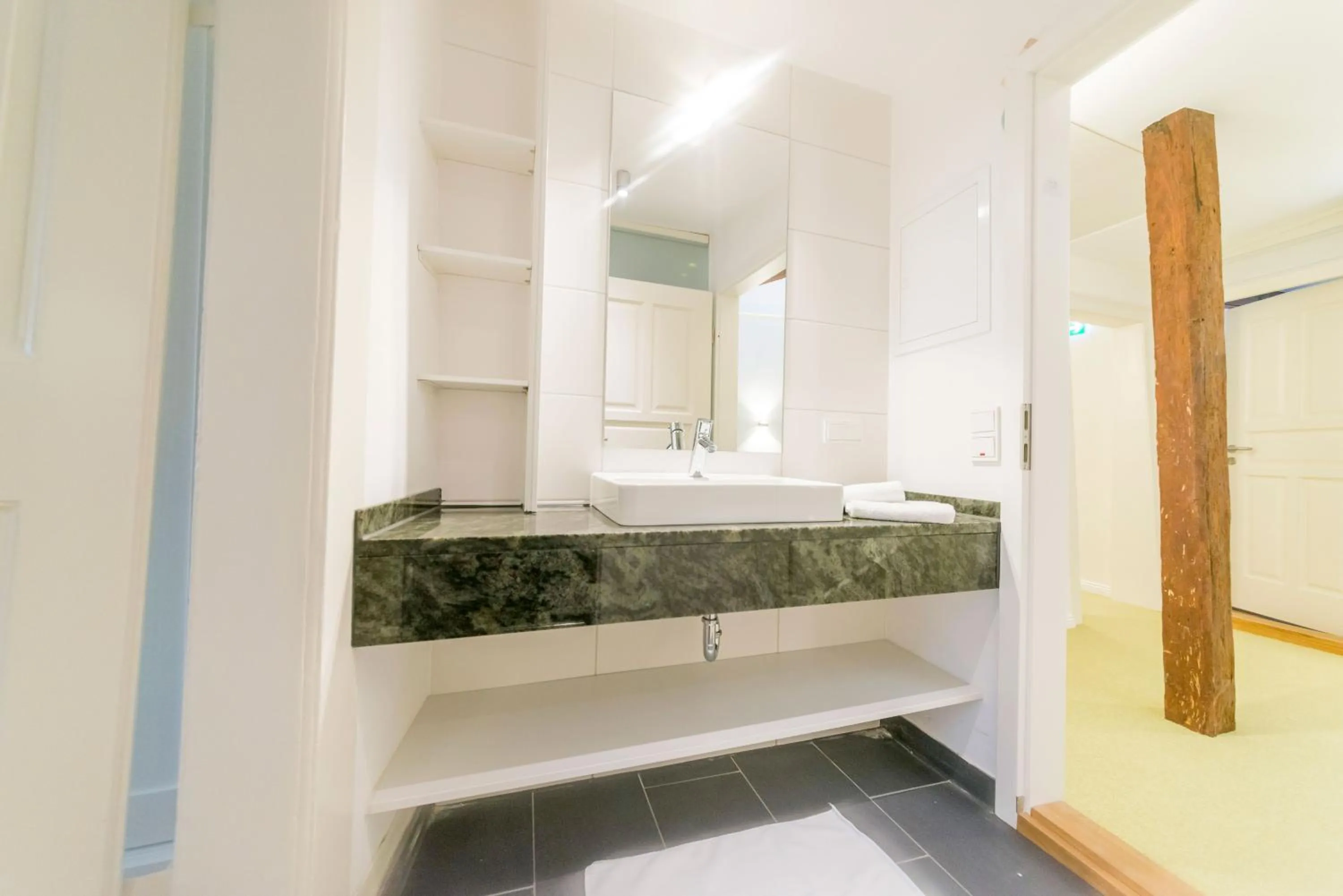 Bathroom in Gästehaus am Marktbrunnen