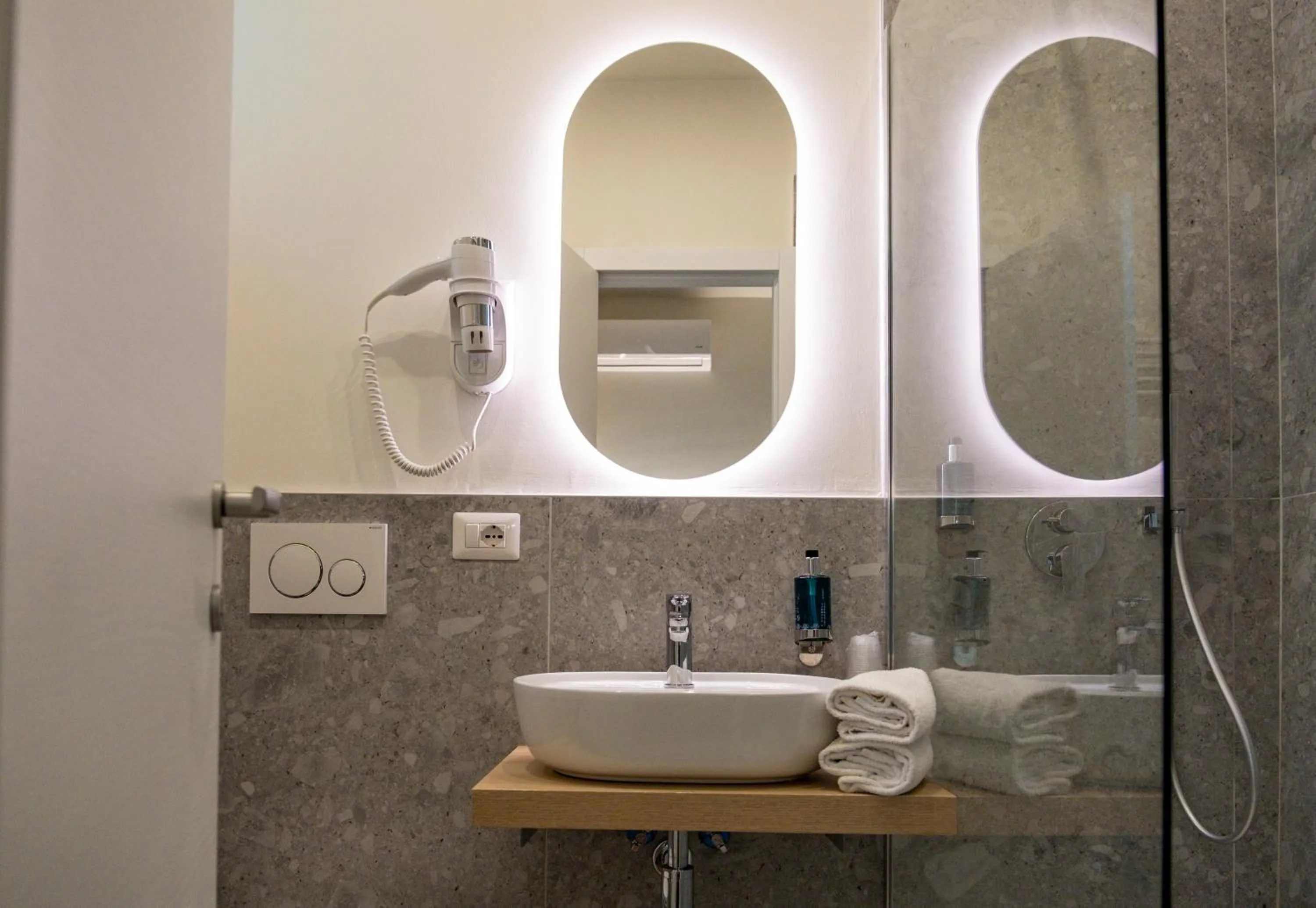 Bathroom in Hotel St Gregory Park