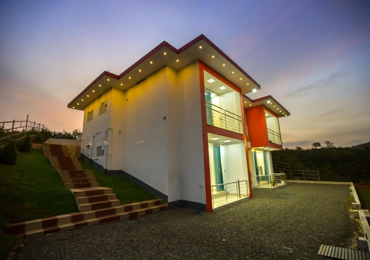 Property building in Hidden Valley Hill View Cottage Vagamon by VOYE HOMES - Rooms with Hill View