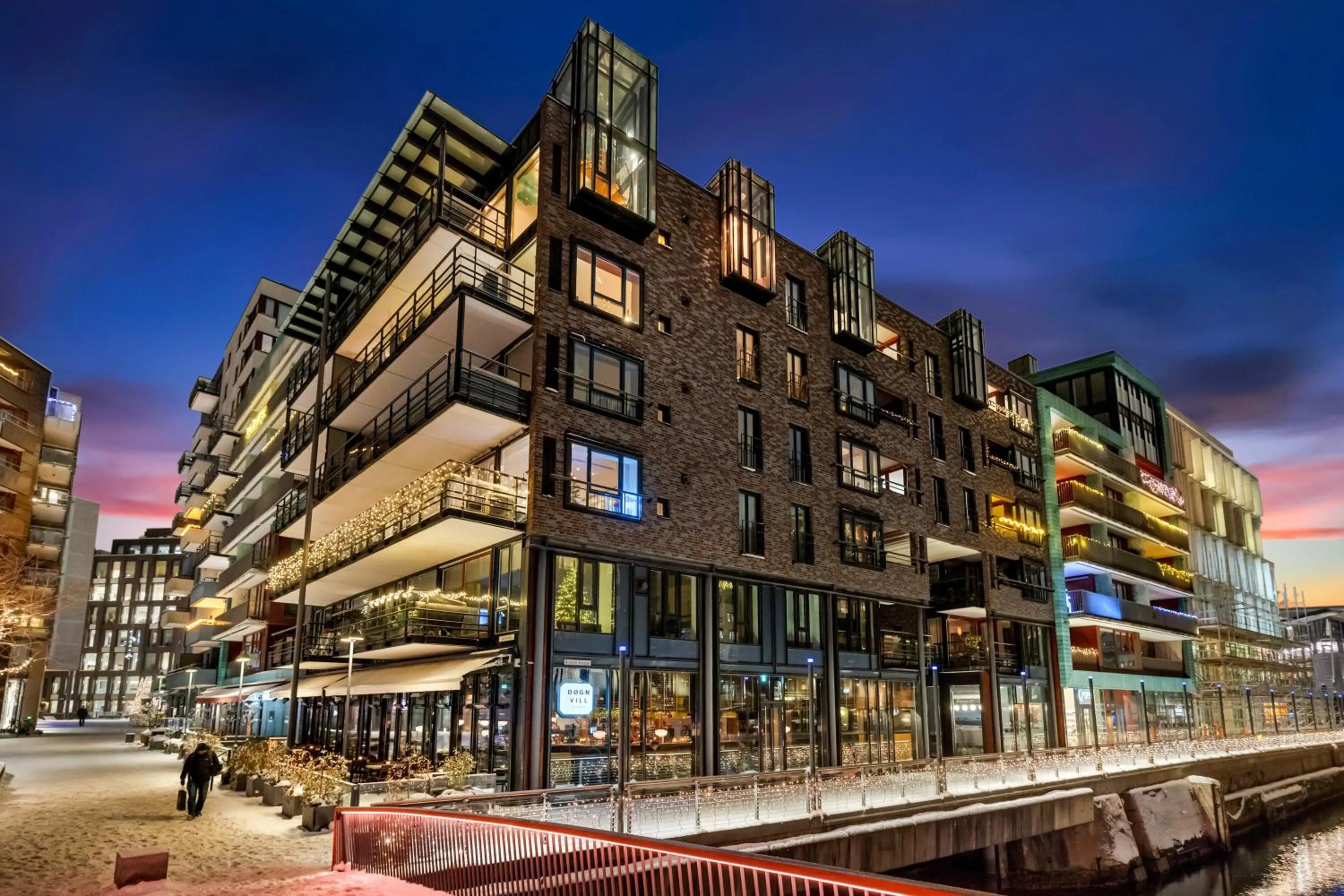 Property building in Tjuvholmen II, As Home