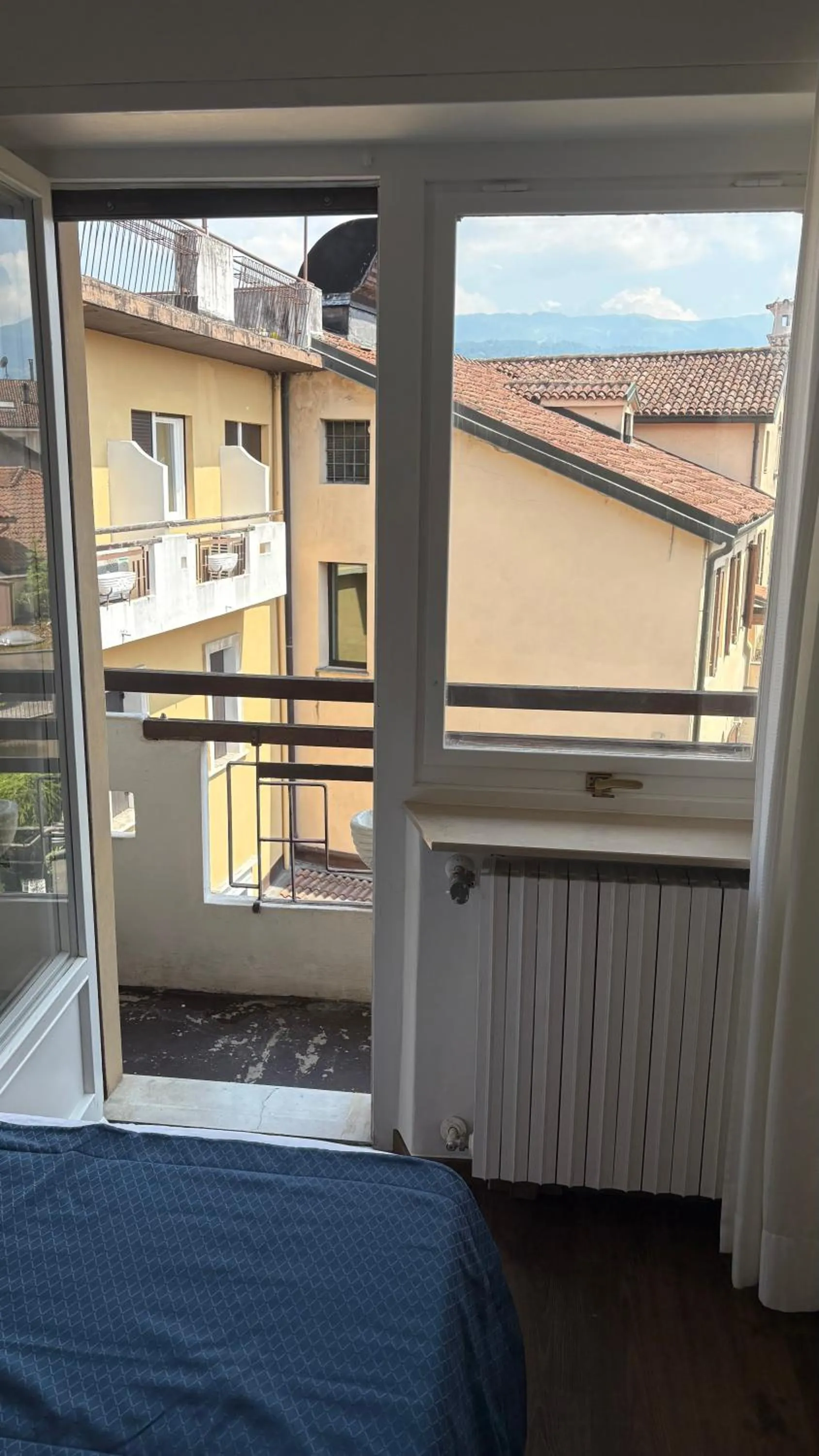 Bed in Albergo Cappello e Cadore