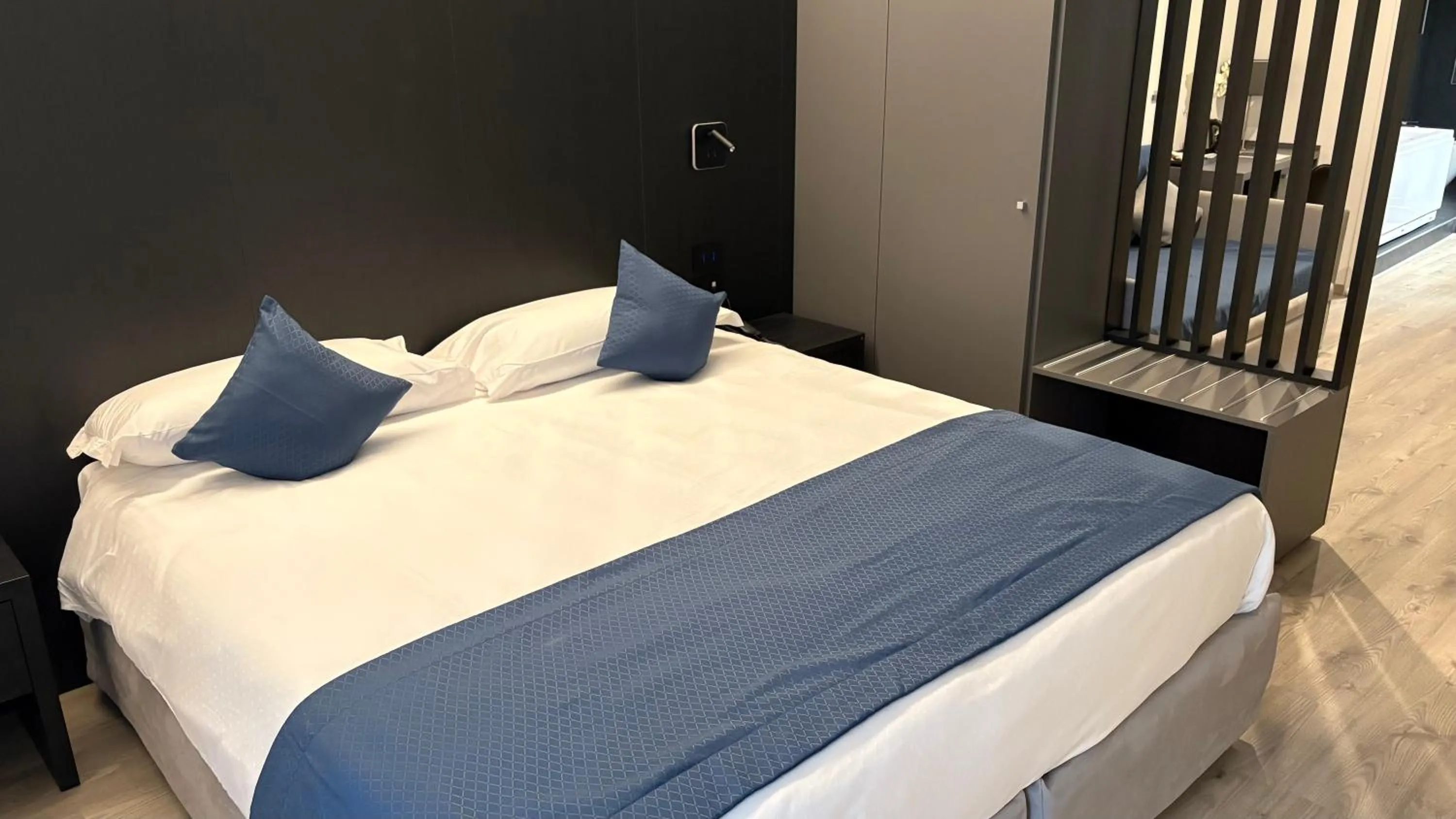 Bed in Albergo Cappello e Cadore