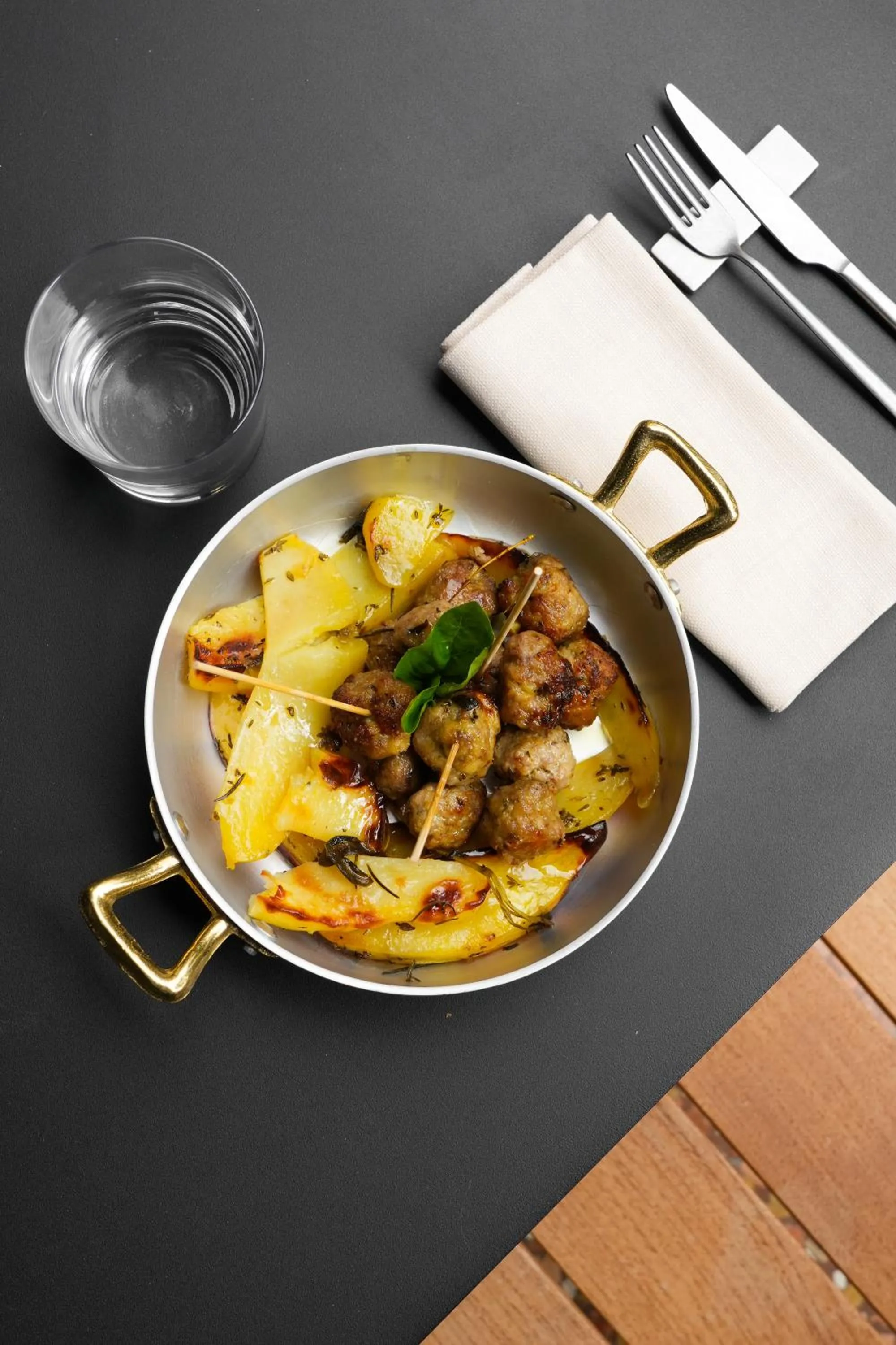 Restaurant/places to eat in Mercure Bologna Centro