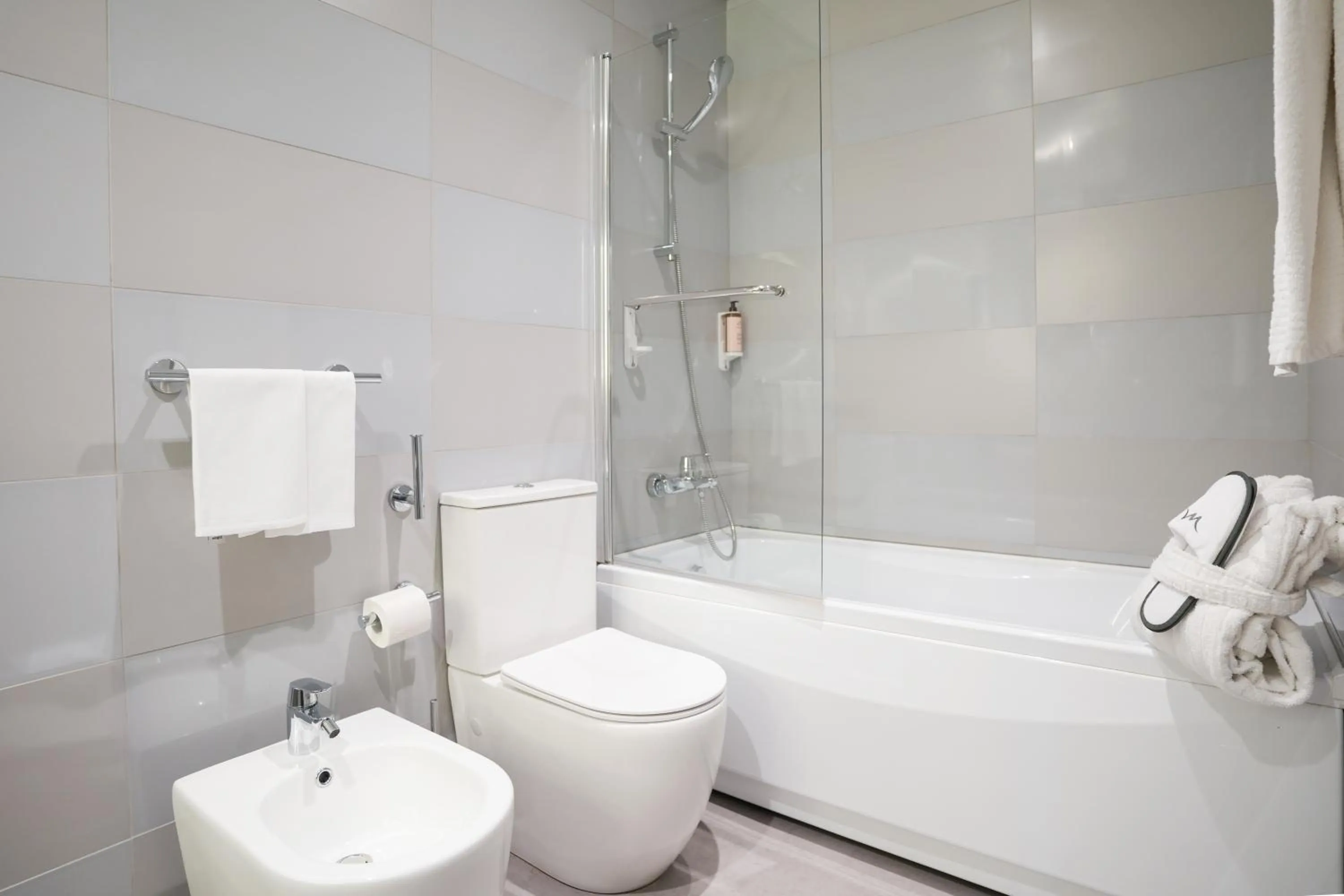 Bathroom in Mercure Bologna Centro