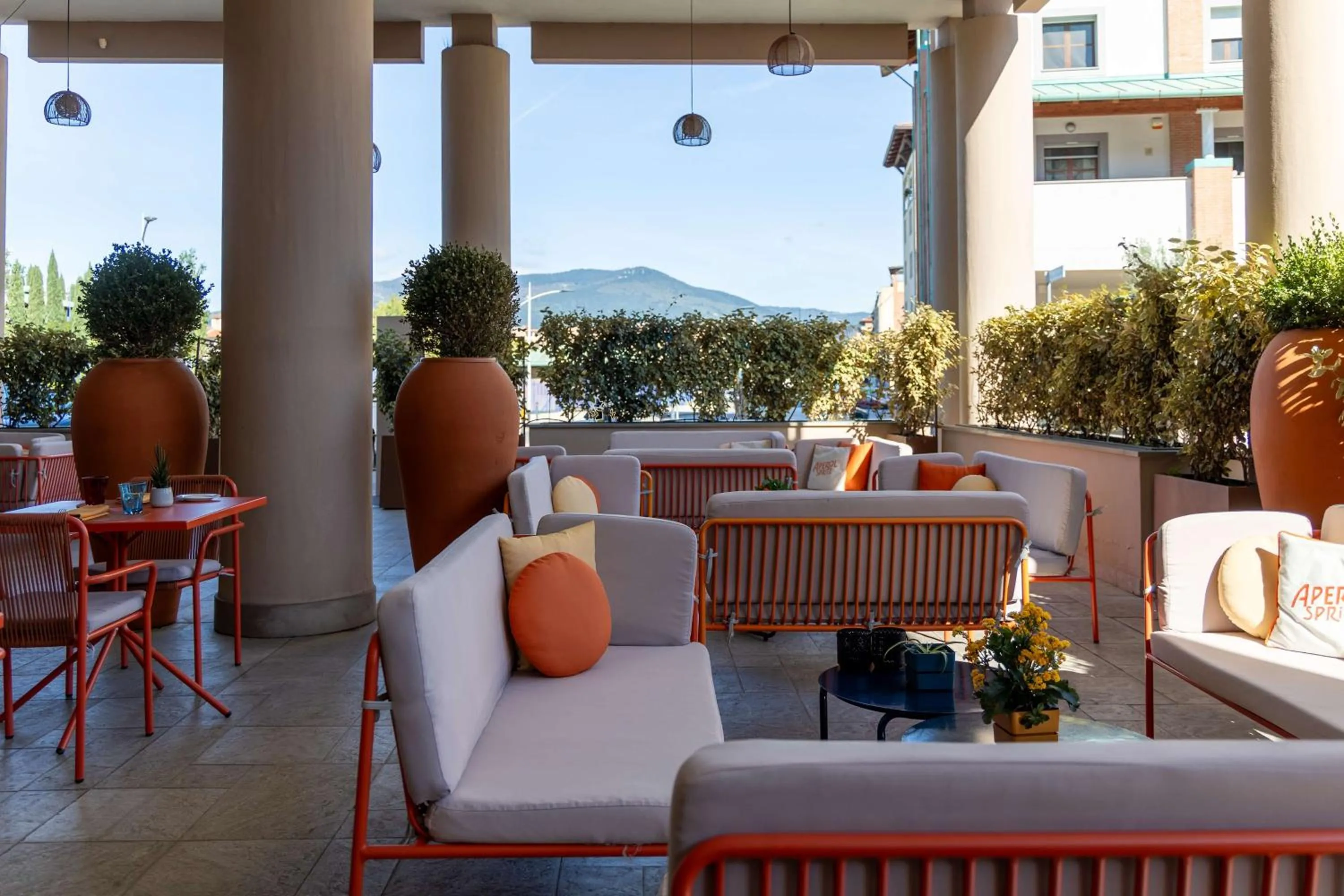 Lounge or bar in Hilton Garden Inn Florence Novoli