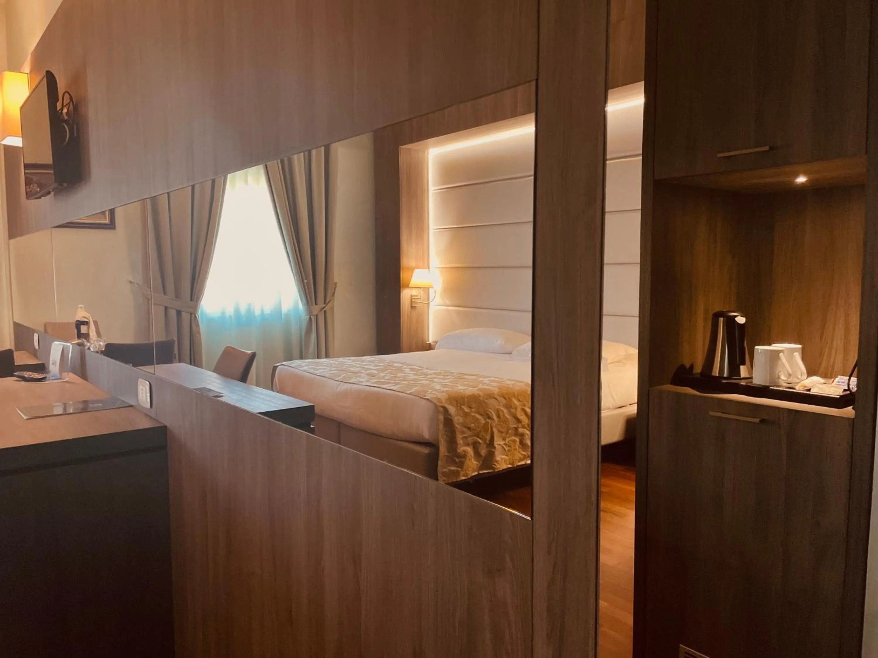 Bed in Hotel Santacroce Meeting