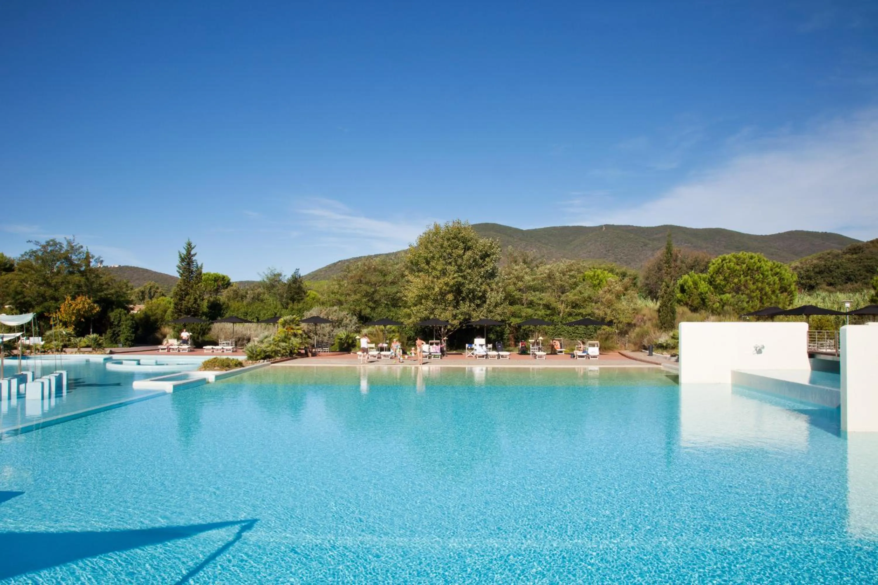 Swimming pool in Camping Village Rocchette