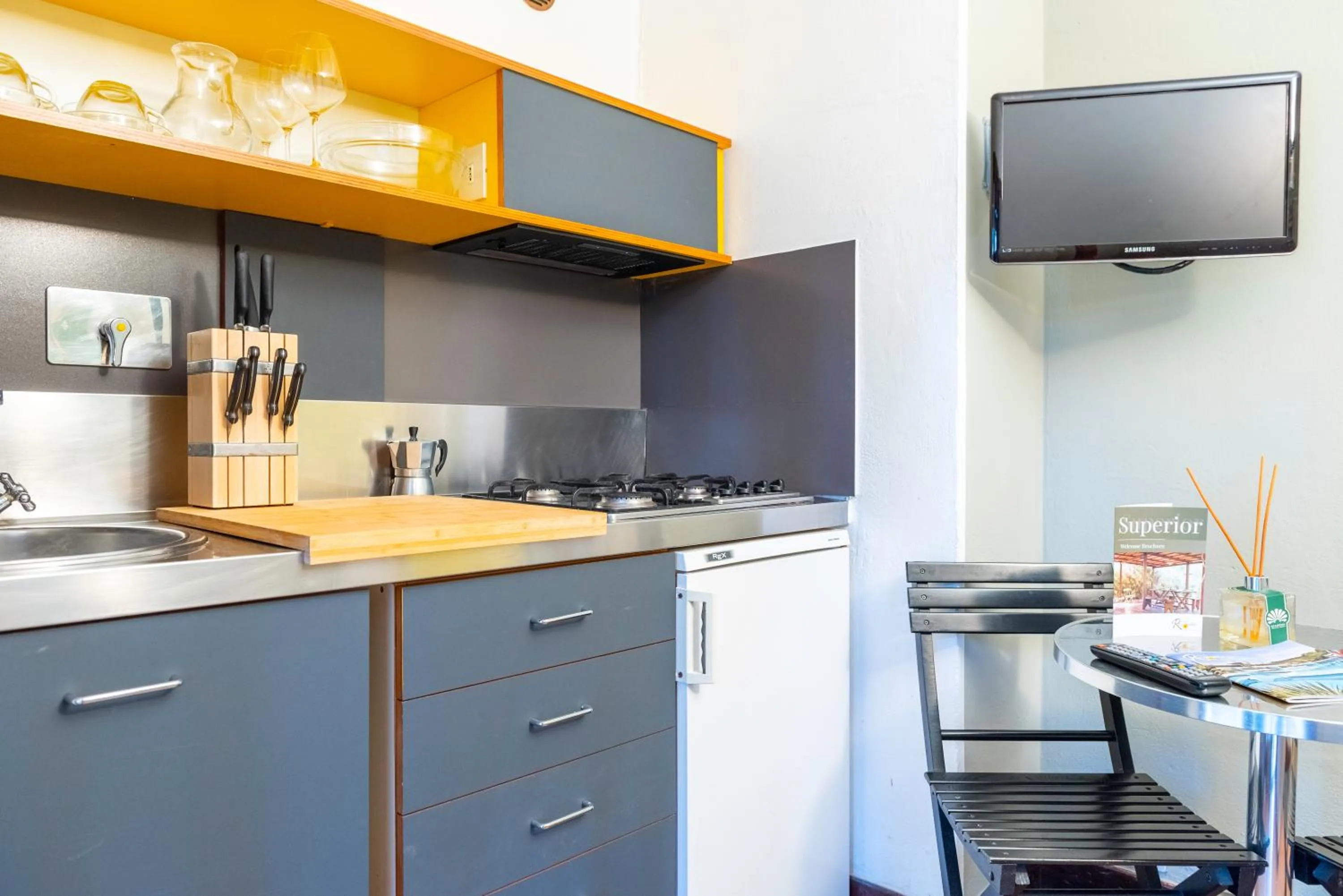 Kitchen or kitchenette in Camping Village Rocchette