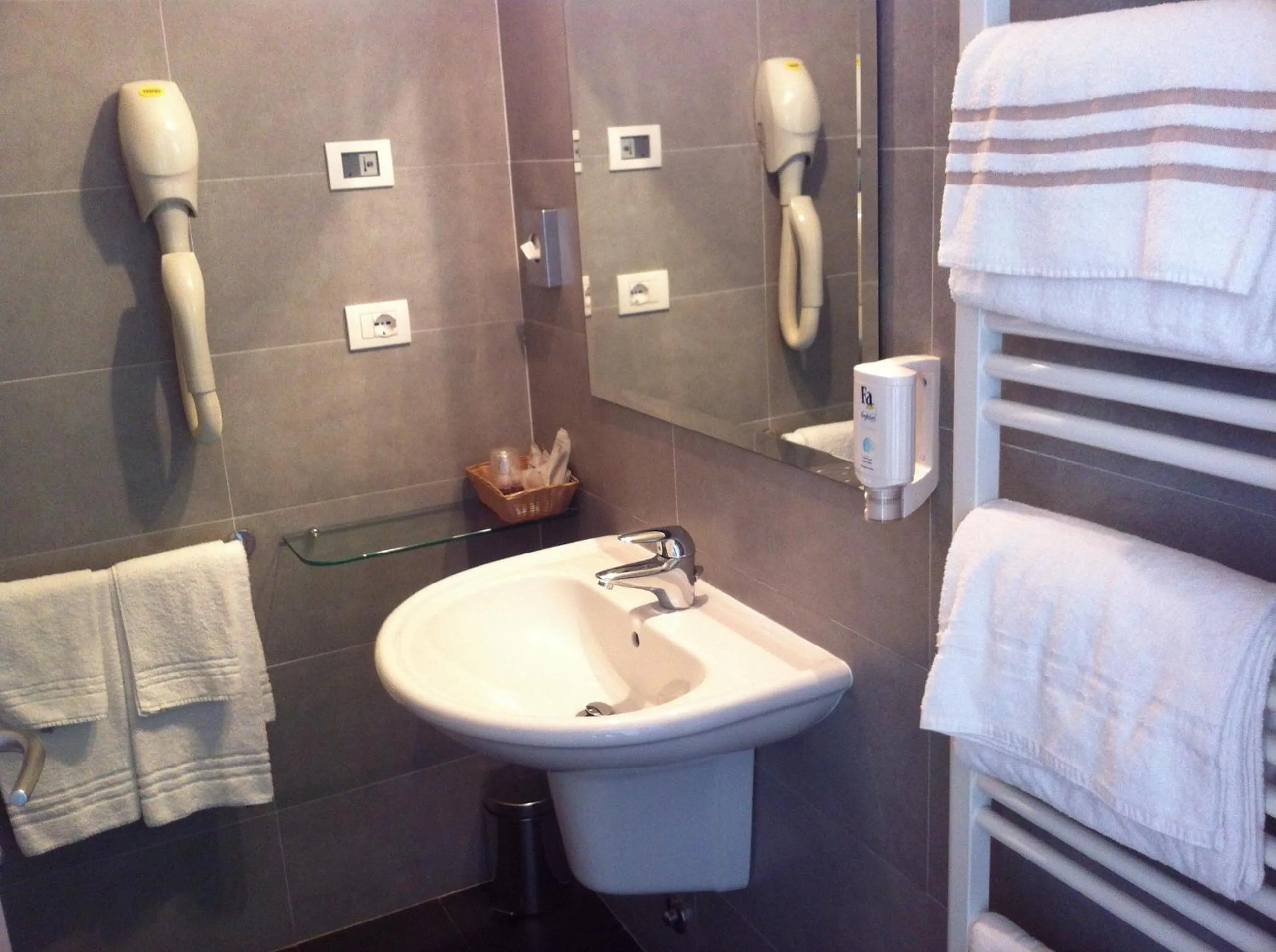 Bathroom in Park Hotel Il Vigneto