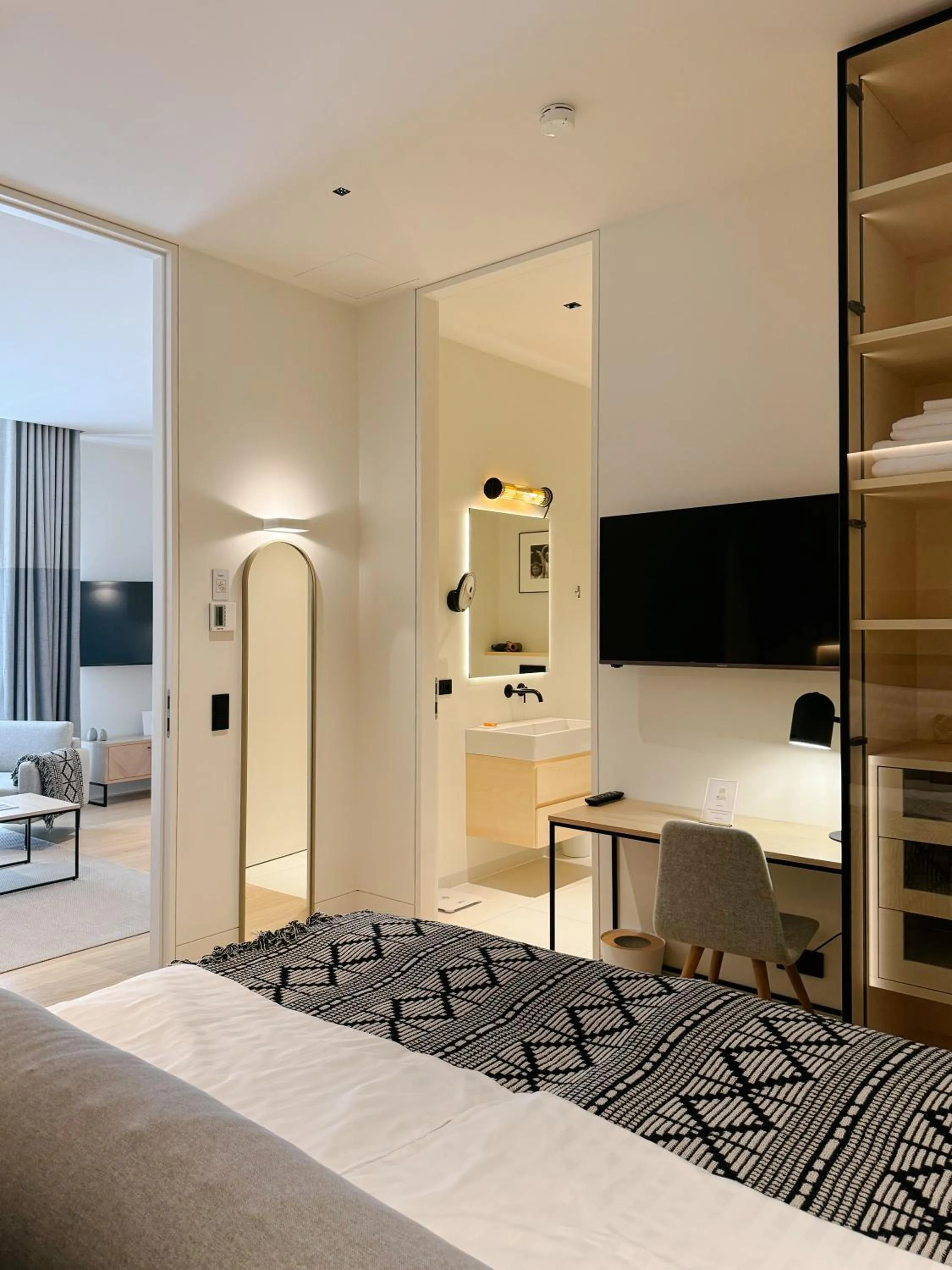 Bed in Mr(s)STiL Design Apartments