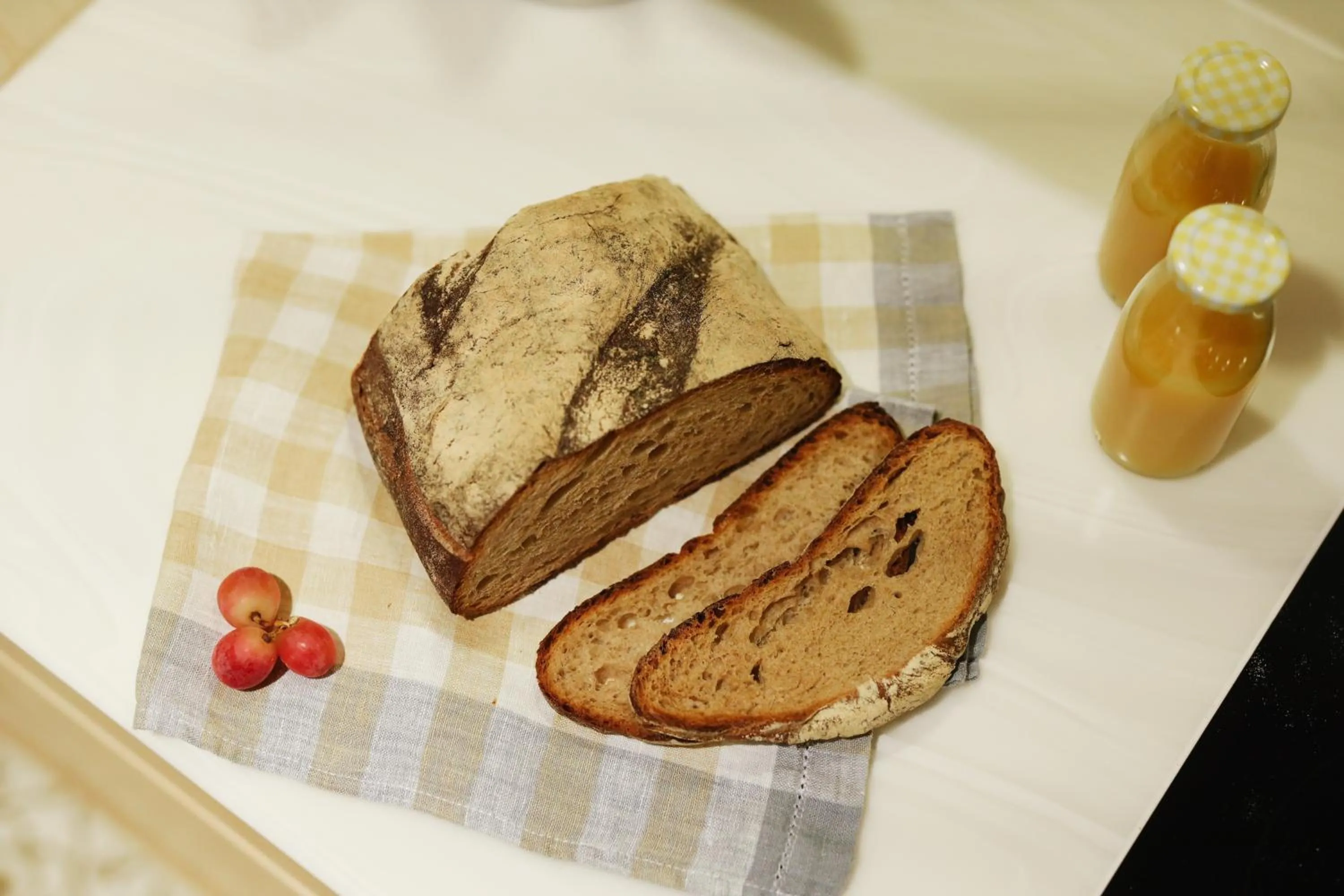 Decorative detail in Mr(s)STiL Design Apartments