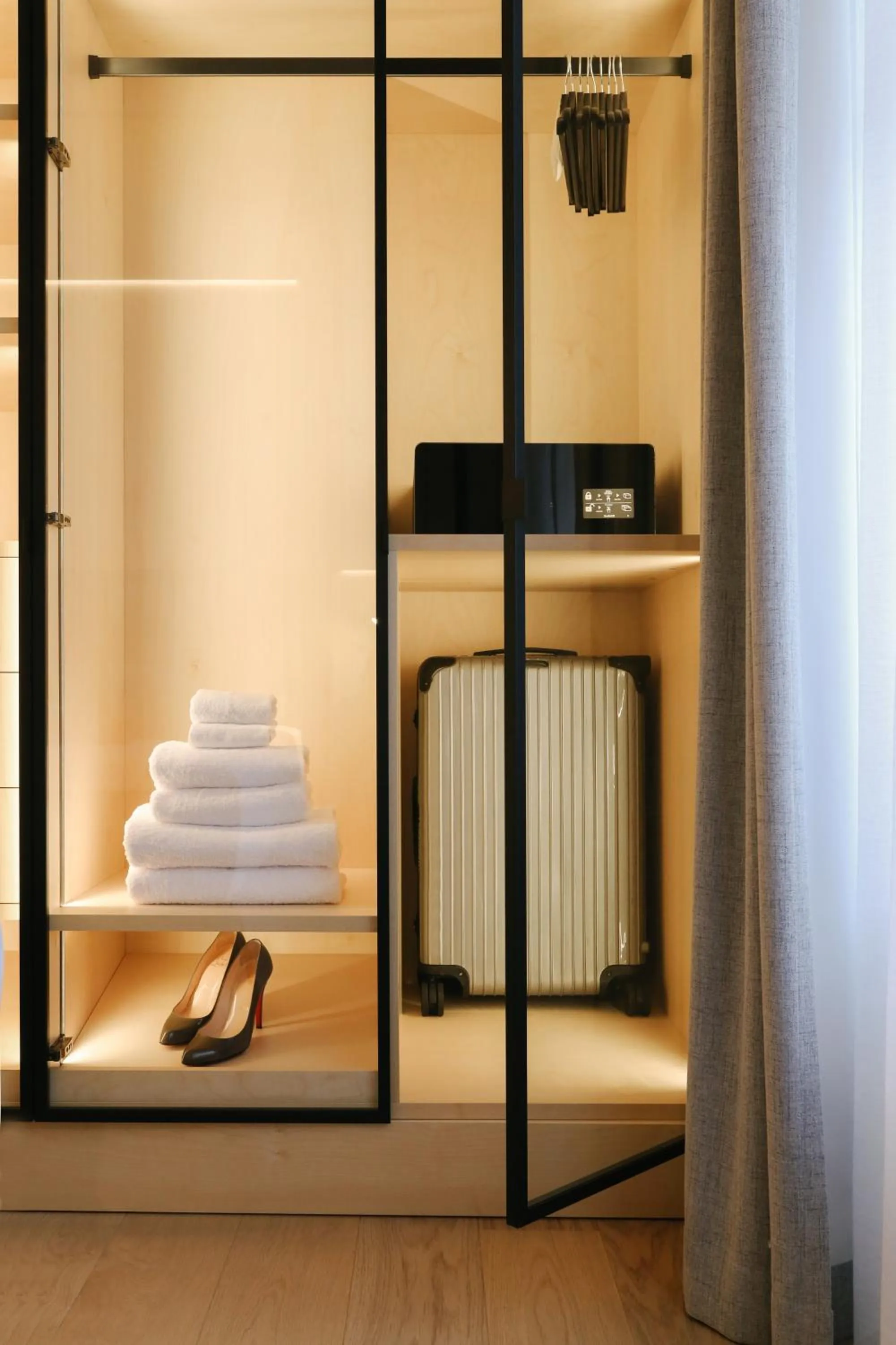 Bedroom in Mr(s)STiL Design Apartments