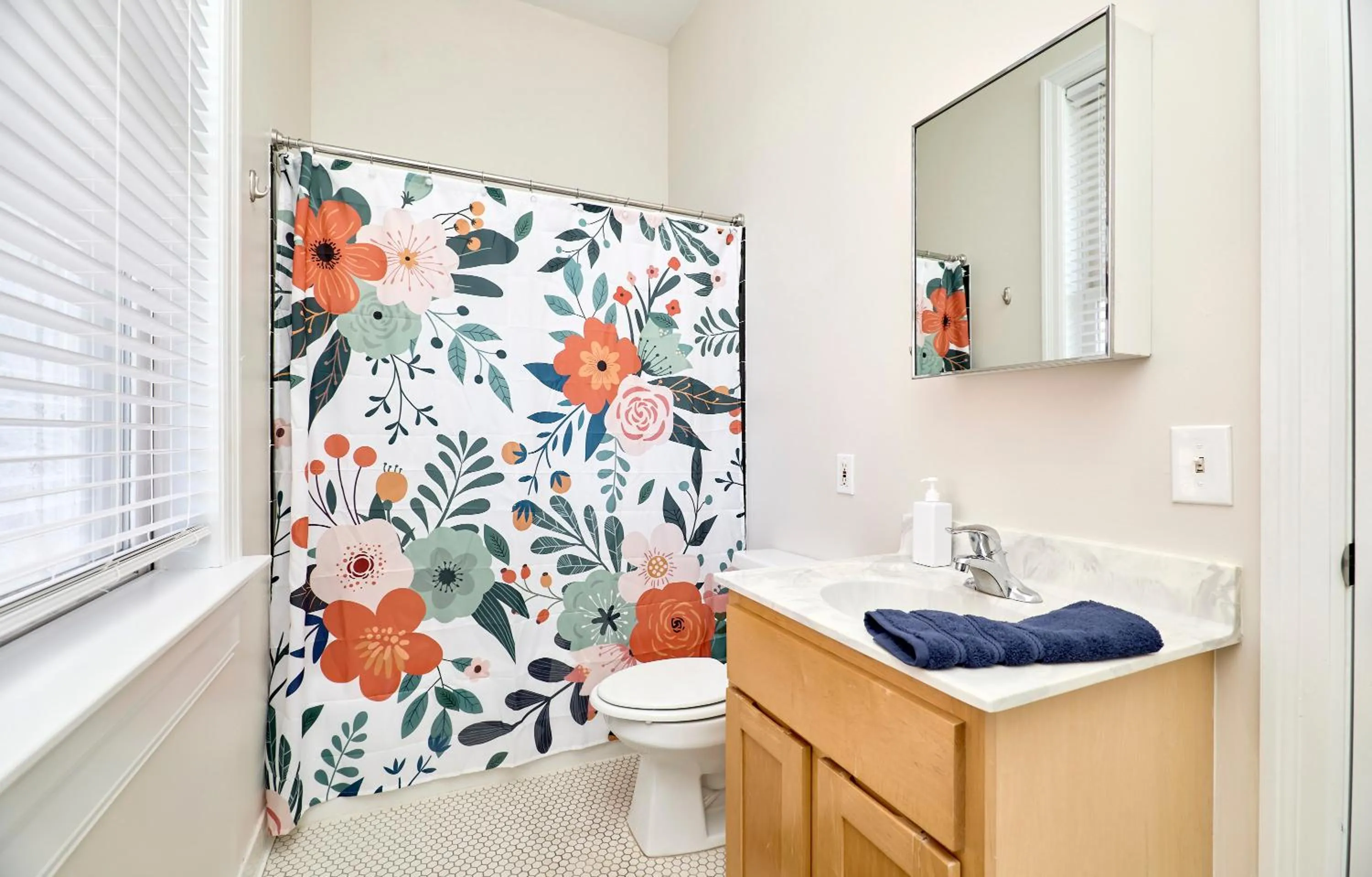 Bathroom in WhiteHouse at Grand Central