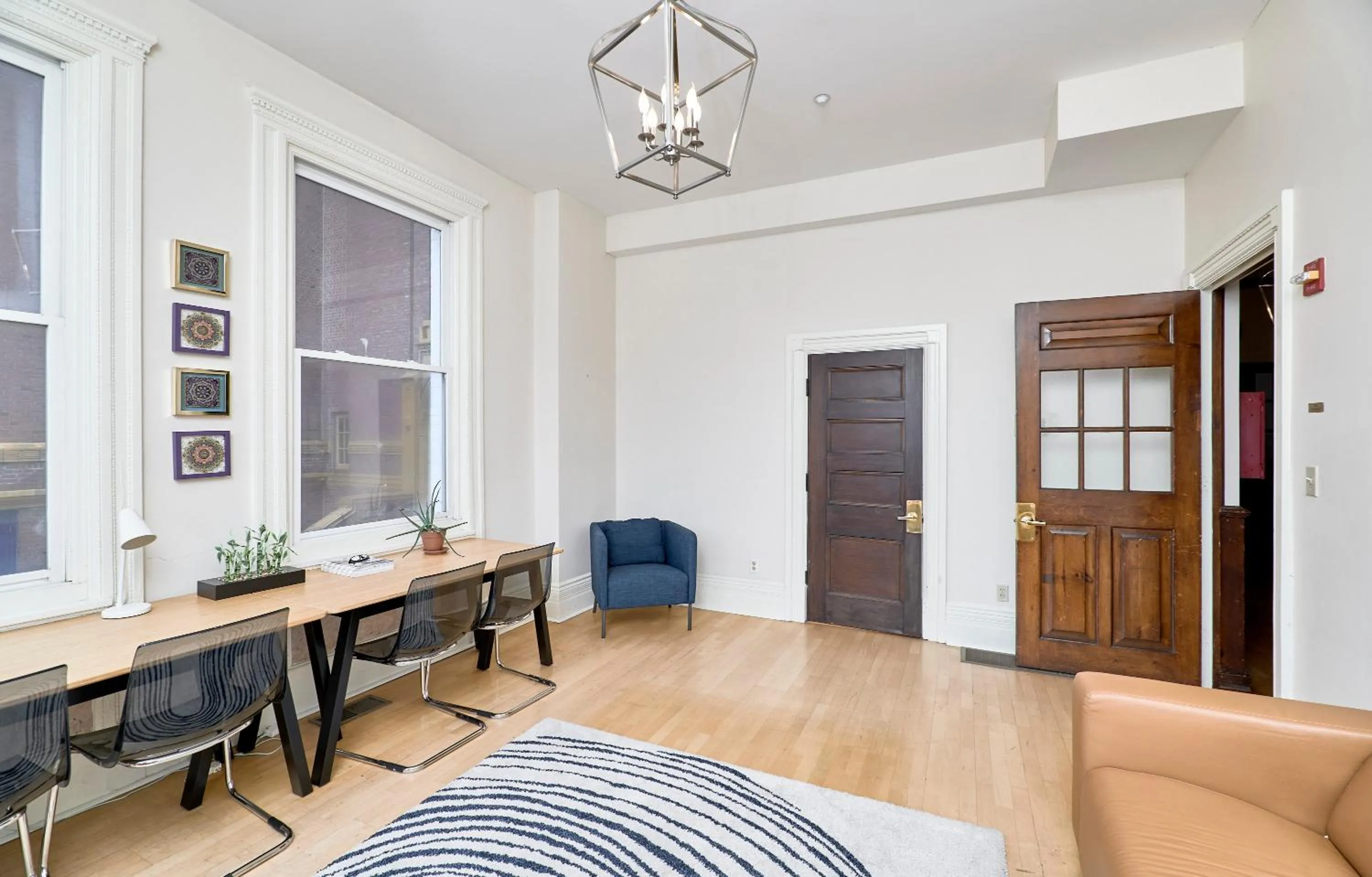 Communal lounge/ TV room in WhiteHouse at Grand Central