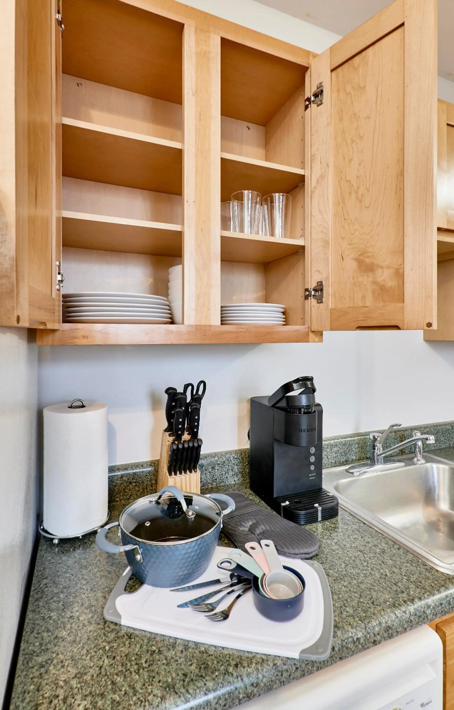 Kitchen or kitchenette in WhiteHouse at Grand Central